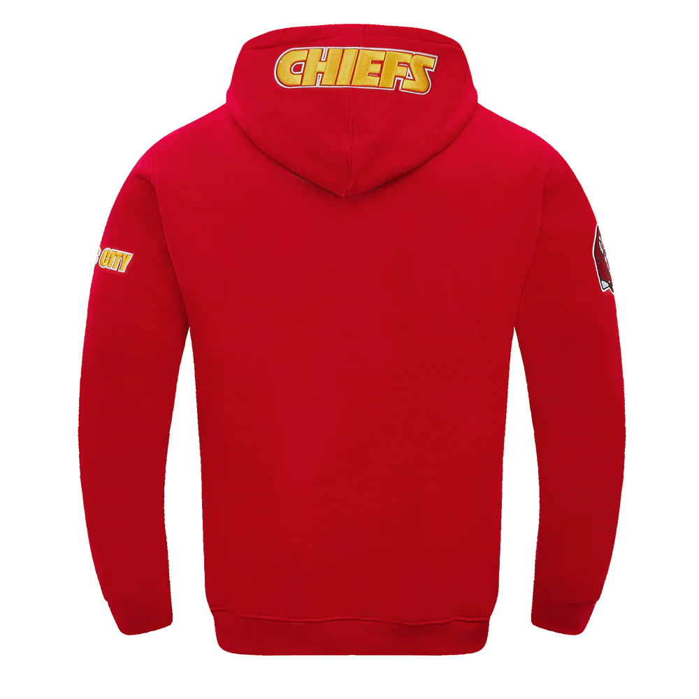 NFL KANSAS CITY CHIEFS OLD ENGLISH MEN'S PULLOVER HOODIE (RED) - Image 3