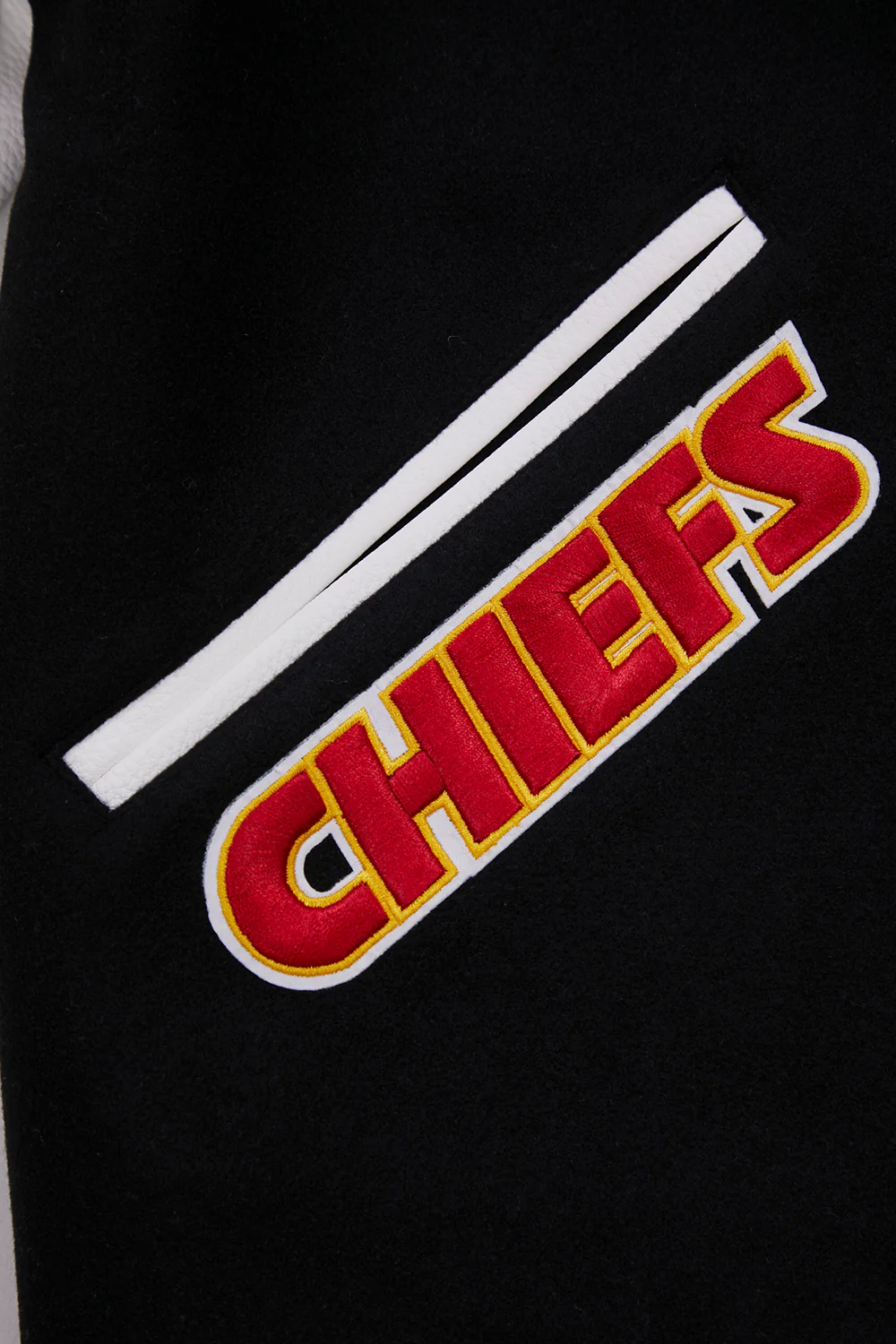 NFL KANSAS CITY CHIEFS CLASSIC WOOL MEN'S VARSITY JACKET (BLACK/WHITE) - Image 7