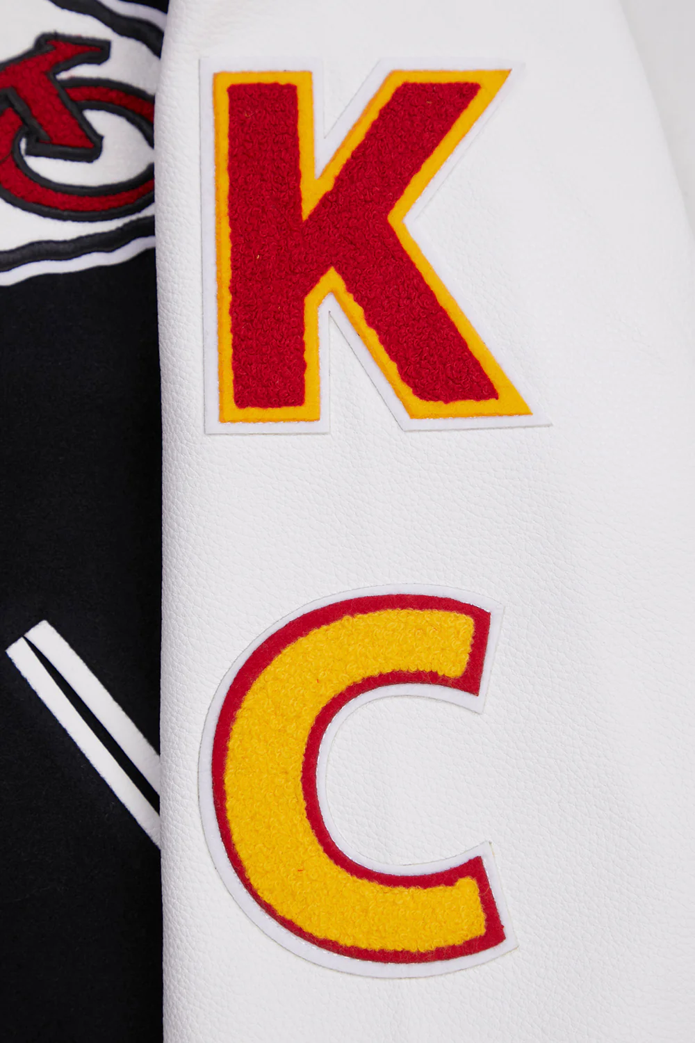 NFL KANSAS CITY CHIEFS CLASSIC WOOL MEN'S VARSITY JACKET (BLACK/WHITE) - Image 9