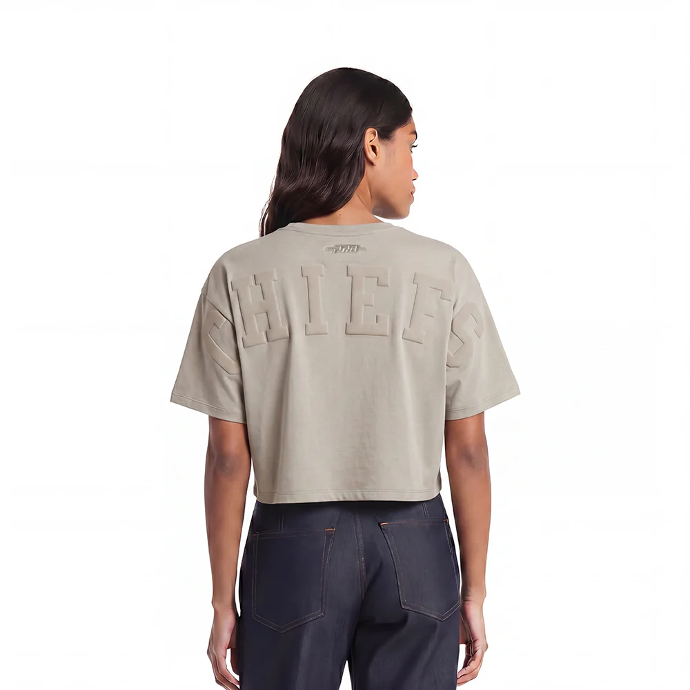 NFL KANSAS CITY CHIEFS WINGSPAN WOMEN'S SJ BOXY TEE (TAUPE)