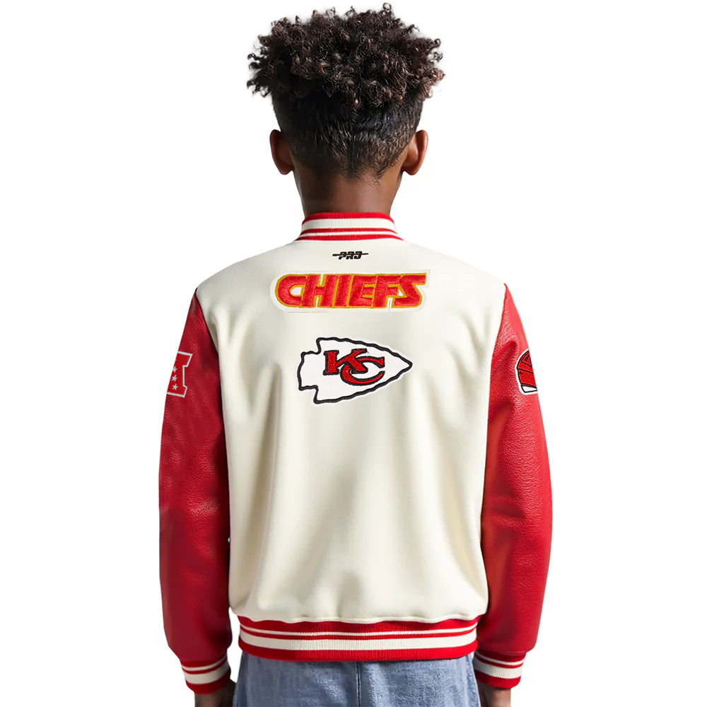 NFL KANSAS CITY CHIEFS RETRO CLASSIC BIG BOYS RIB WOOL VARSITY JACKET (EGGSHELL/ RED) - Image 2