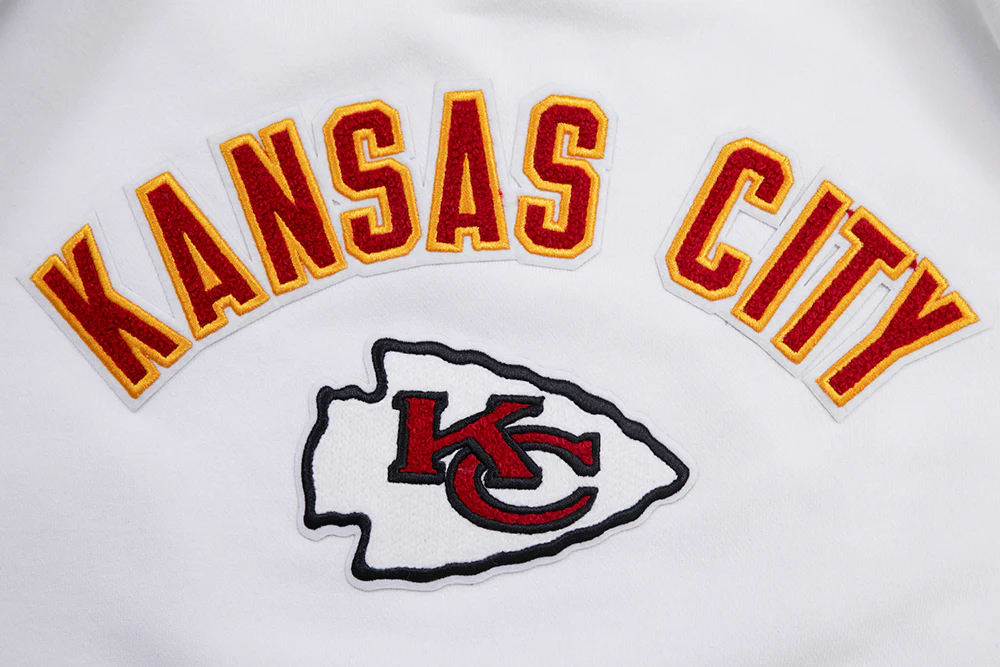 NFL KANSAS CITY CHIEFS CLASSIC WOMEN'S FLEECE CREWNECK (WHITE) - Image 5