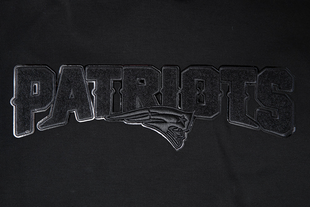 NFL NEW ENGLAND PATRIOTS TRIPLE BLACK MEN'S DOUBLE KNIT PULLOVER HOODIE (TRIPLE BLACK MEN'S) - Image 8