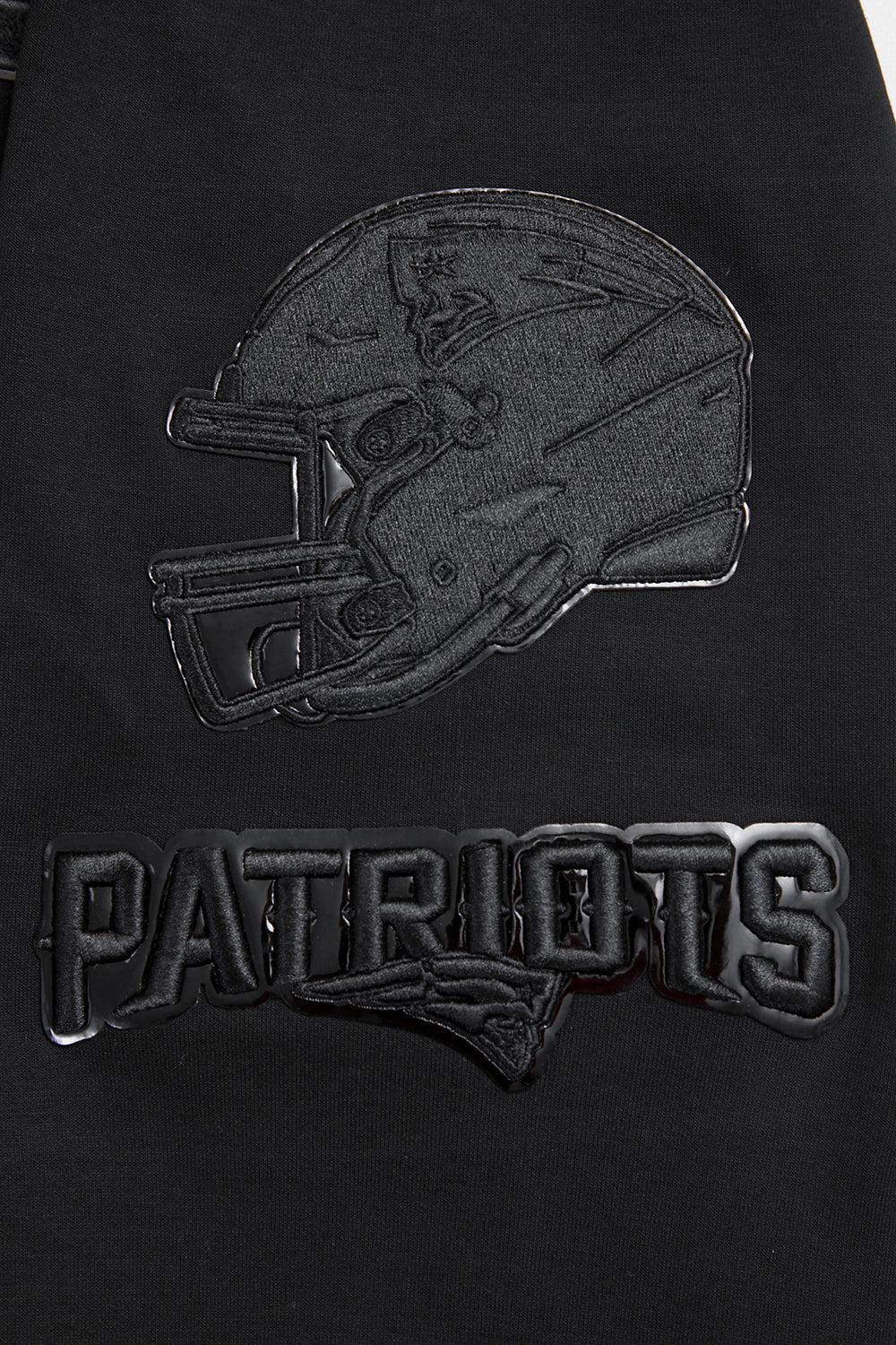 NFL NEW ENGLAND PATRIOTS TRIPLE BLACK MEN'S DOUBLE KNIT PULLOVER HOODIE (TRIPLE BLACK MEN'S) - Image 9