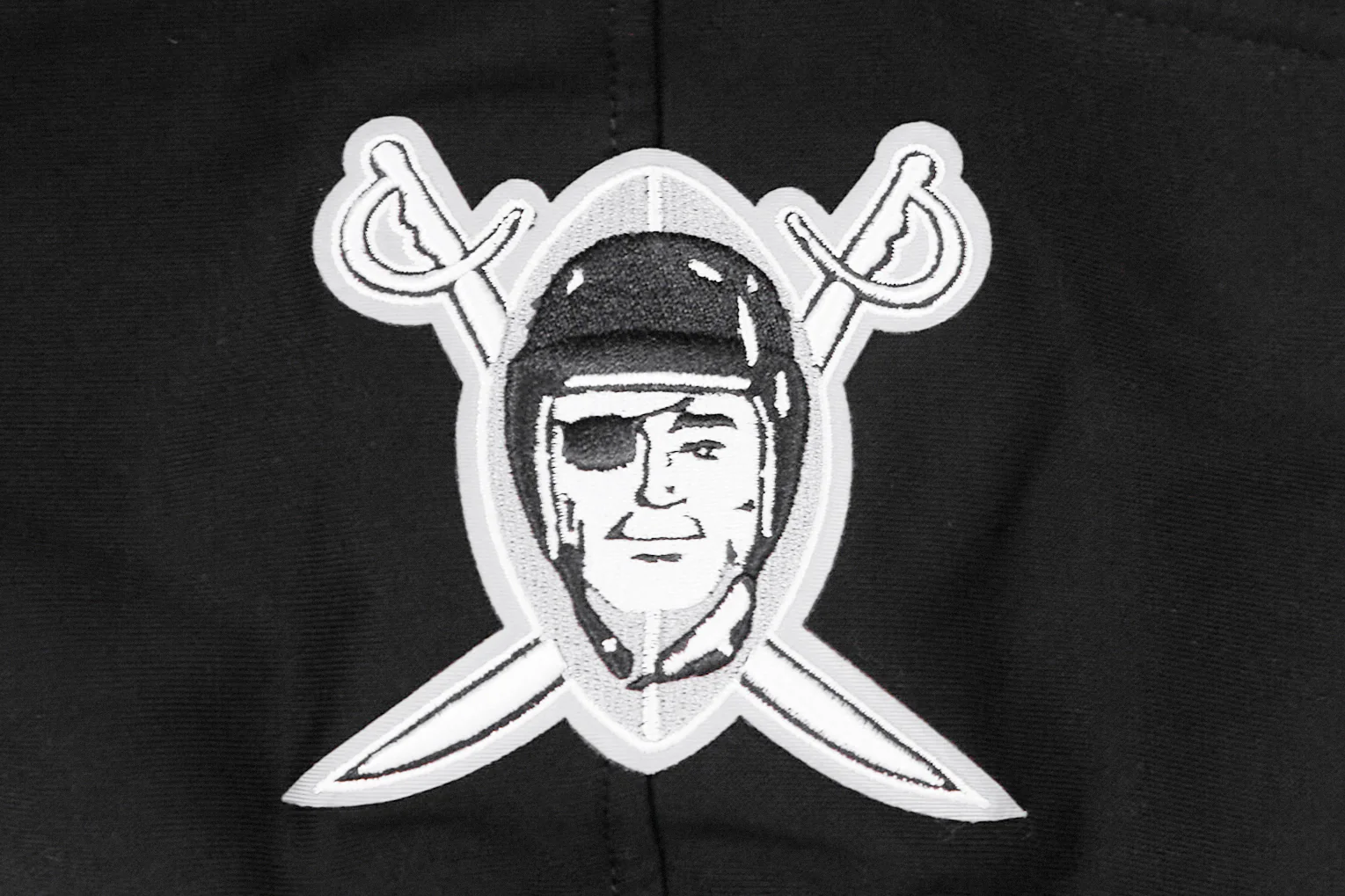 NFL LAS VEGAS RAIDERS RETRO CLASSIC BIG BOYS RIB FLEECE PULLOVER HOODIE (BLACK/GRAY) - Image 6