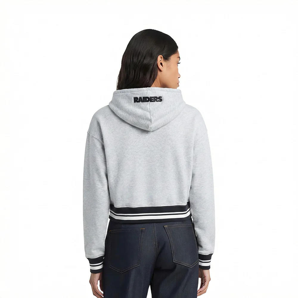 NFL LAS VEGAS RAIDERS SCRIPT TAIL WOMEN'S RIB FLEECE CROPPED PULLOVER HOODIE (HEATHER GRAY/BLACK) - Image 2