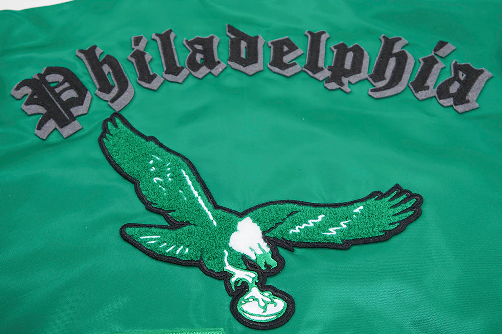 NFL PHILADELPHIA EAGLES VINTAGE OLD ENGLISH MEN'S RIB SATIN JACKET (KELLY GREEN) - Image 10