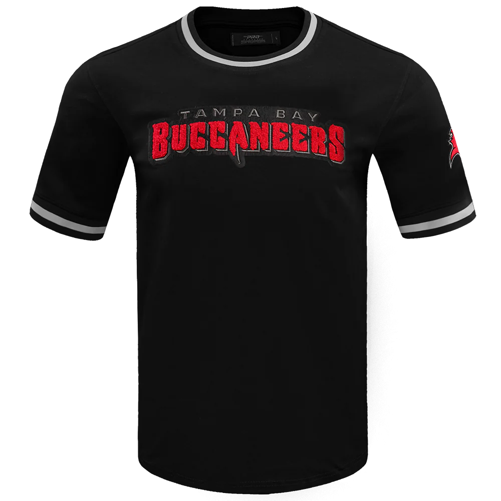 NFL TAMPA BAY BUCCANEERS CLASSIC CHENILLE TEE (BLACK)