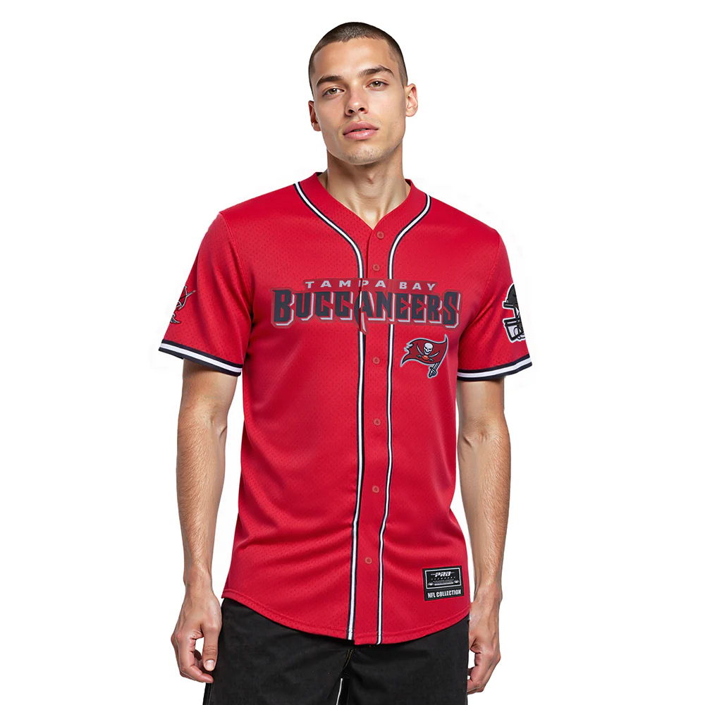 NFL TAMPA BAY BUCCANEERS MESH MEN'S  BUTTON UP SHIRT (RED/BLACK)