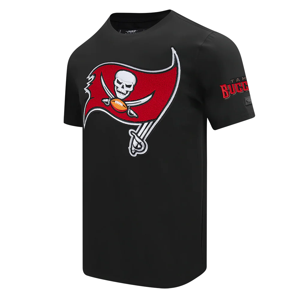 NFL TAMPA BAY BUCCANEERS MASHUP MEN'S TEE (BLACK) - Image 2