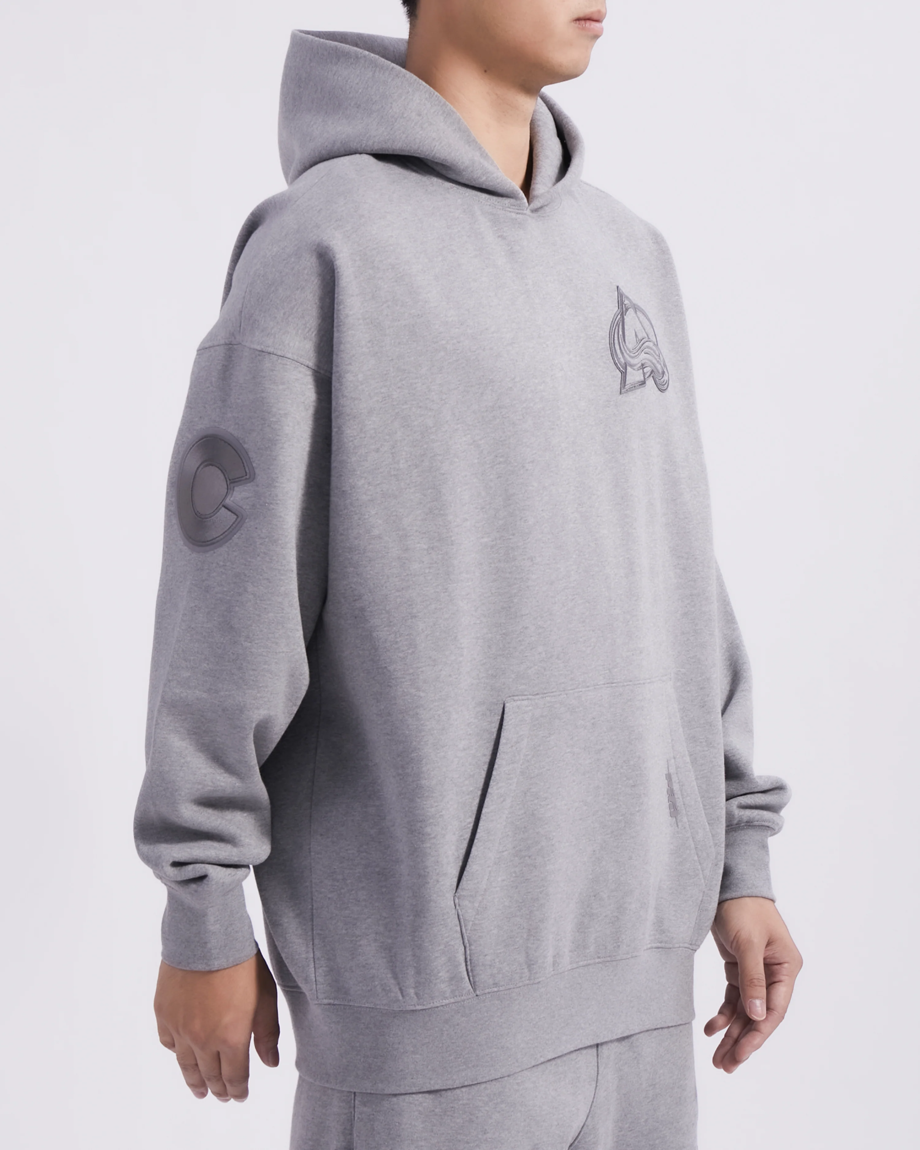NHL COLORADO AVALANCHE NEUTRAL MEN'S DROP SHOULDER PULLOVER HOODIE (DARK HEATHER GRAY) - Image 4