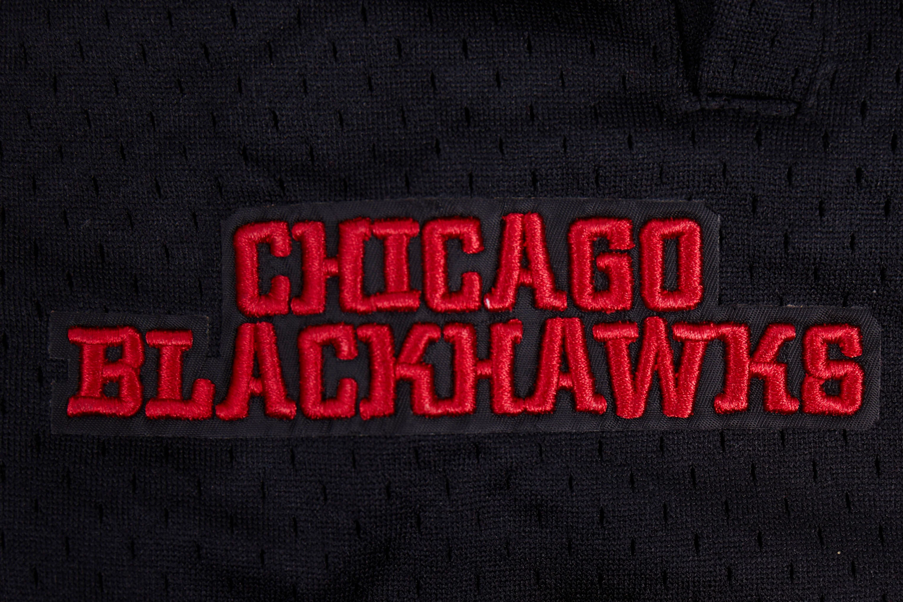 NHL CHICAGO BLACKHAWKS SCRIPT TAIL MEN'S DOUBLE KNIT 2.0 SHORT (RED/BLACK) - Image 7