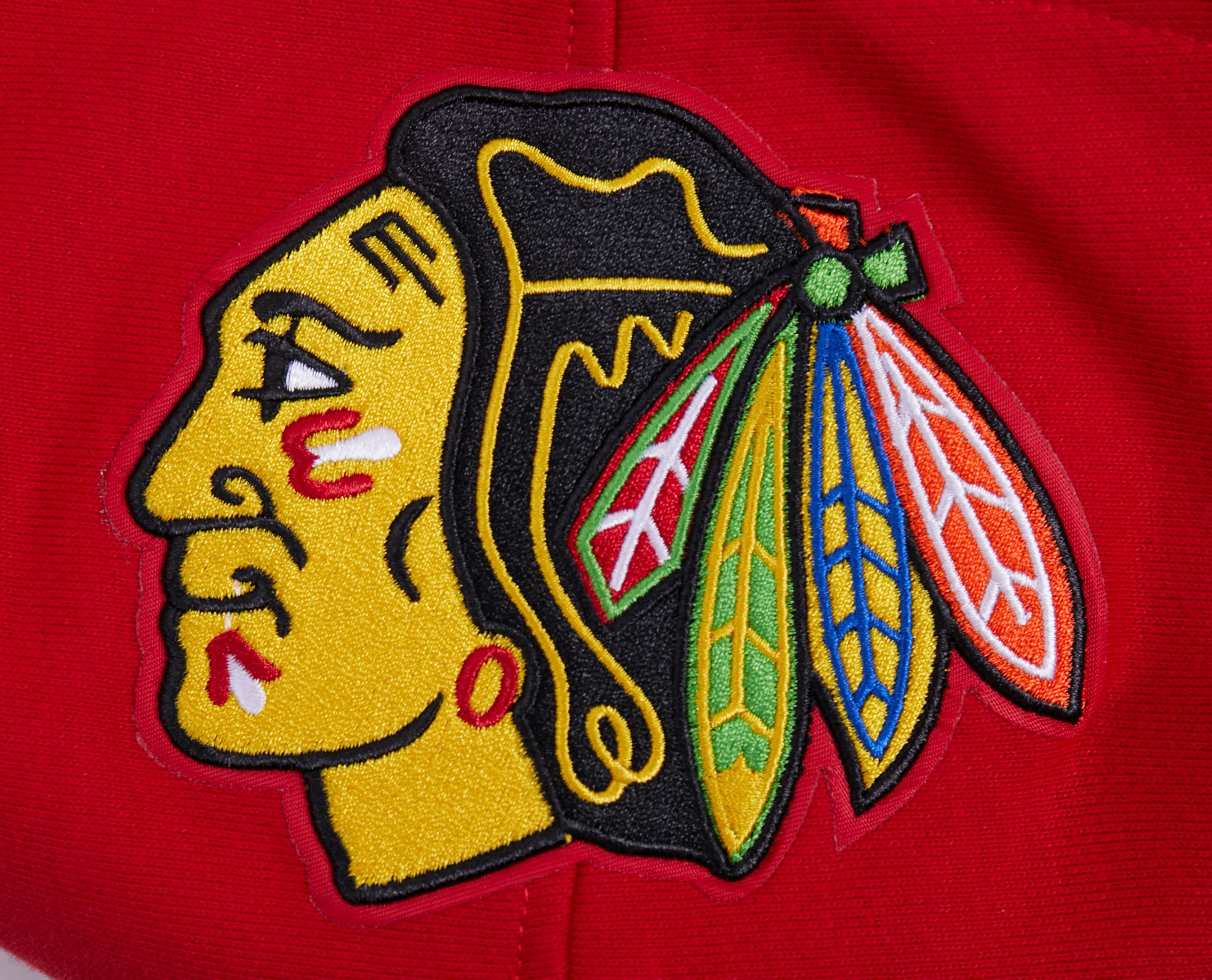 NHL CHICAGO BLACKHAWKS SCRIPT TAIL MEN'S RIB FLEECE PULLOVER HOODIE (RED/BLACK) - Image 8