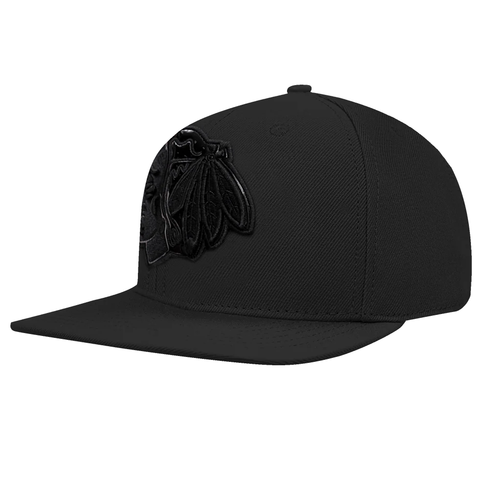 NHL CHICAGO BLACKHAWKS CLASSIC 3BK WOOL UNISEX SNAPBACK HAT (TRIPLE BLACK) - Image 2