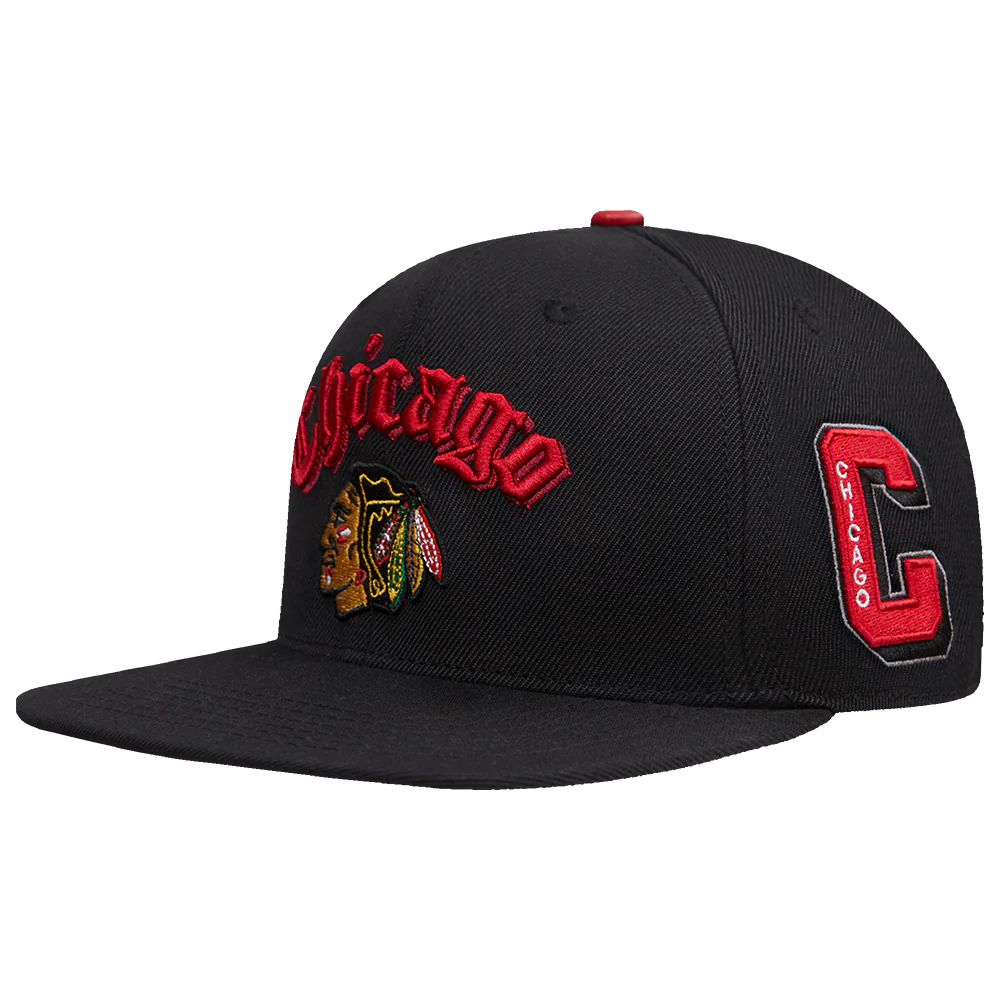 NHL CHICAGO BLACKHAWKS OLD ENGLISH UNISEX 6 PANEL SNAPBACK HAT (BLACK) - Image 3