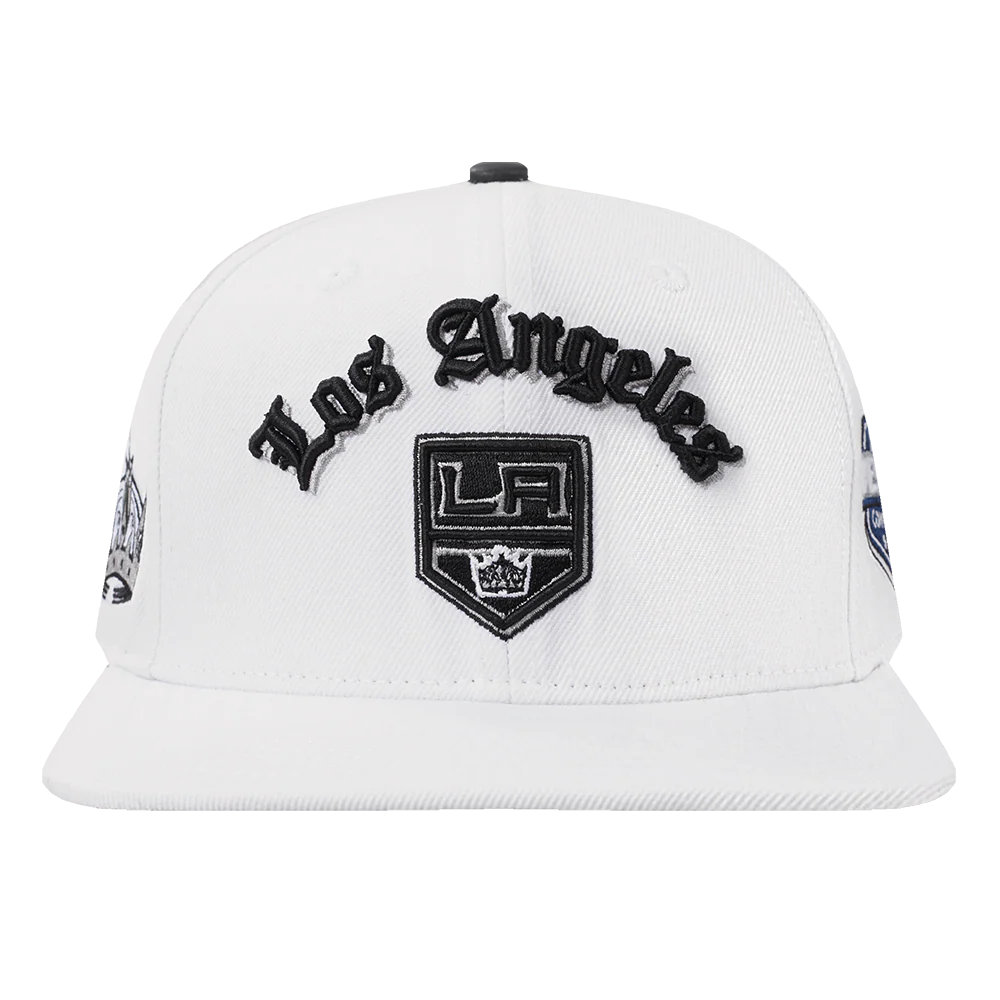 NHL LOS ANGELES KINGS OLD ENGLISH UNISEX 6 PANEL SNAPBACK HAT (WHITE)
