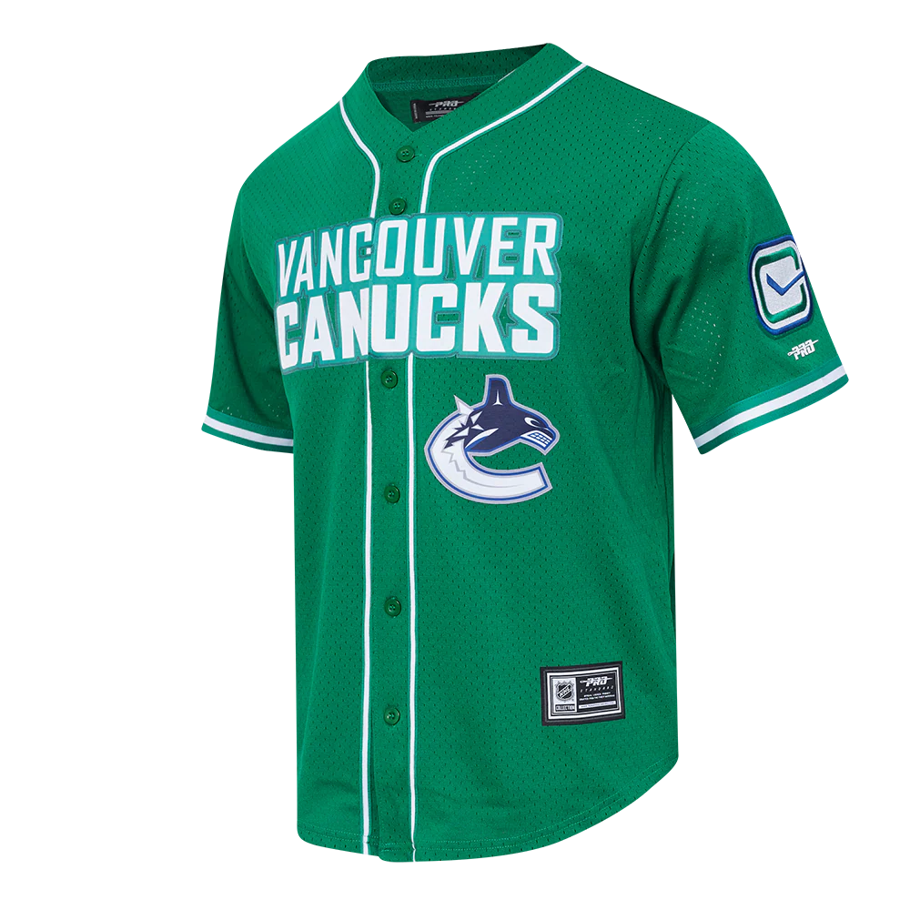VANCOUVER CANUCKS CLASSIC MESH MEN'S BUTTON DOWN SHIRT (KELLY GREEN) - Image 3
