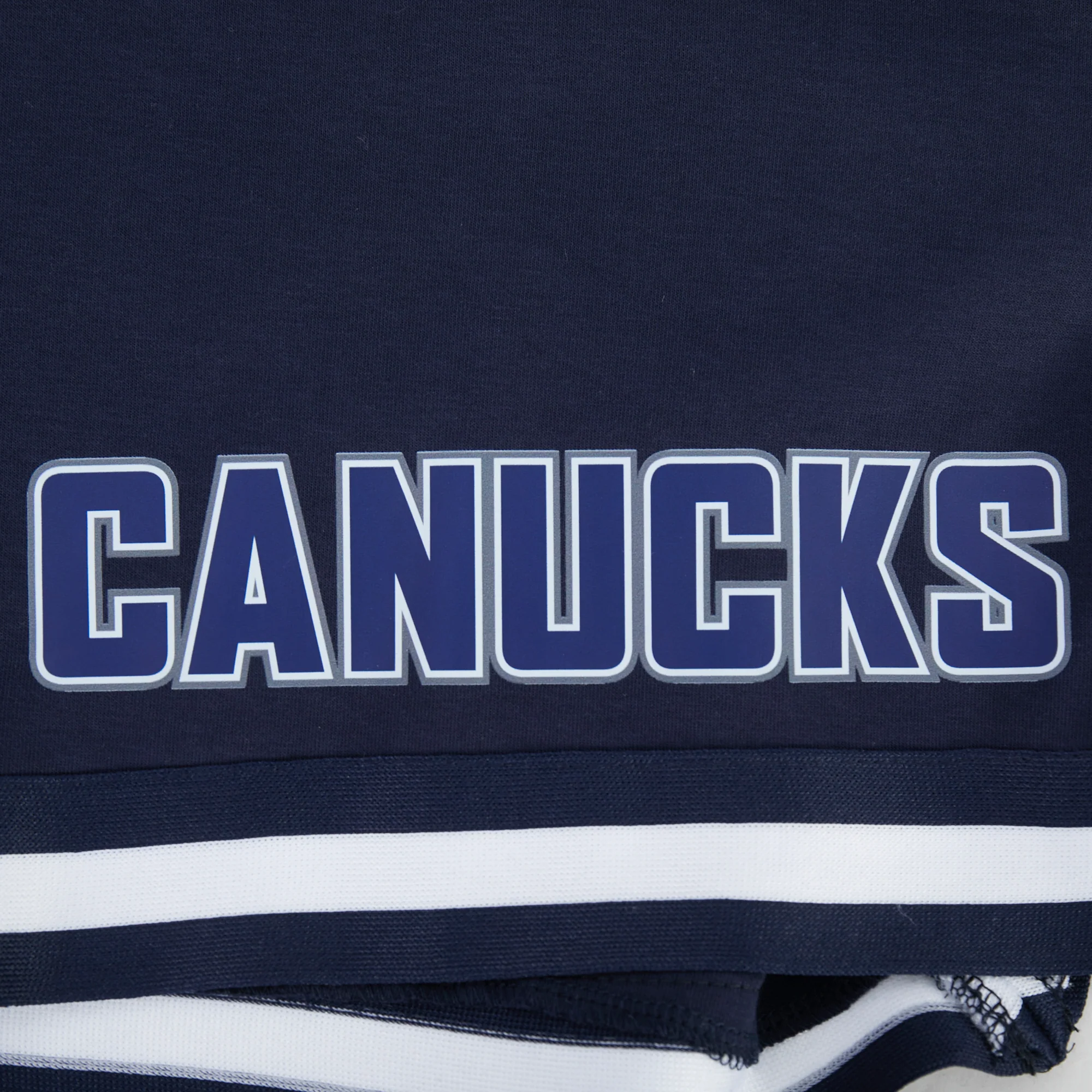 NHL VANCOUVER CANUCKS CLASSIC CHENILLE MEN'S DK SHORT (MIDNIGHT NAVY) - Image 8