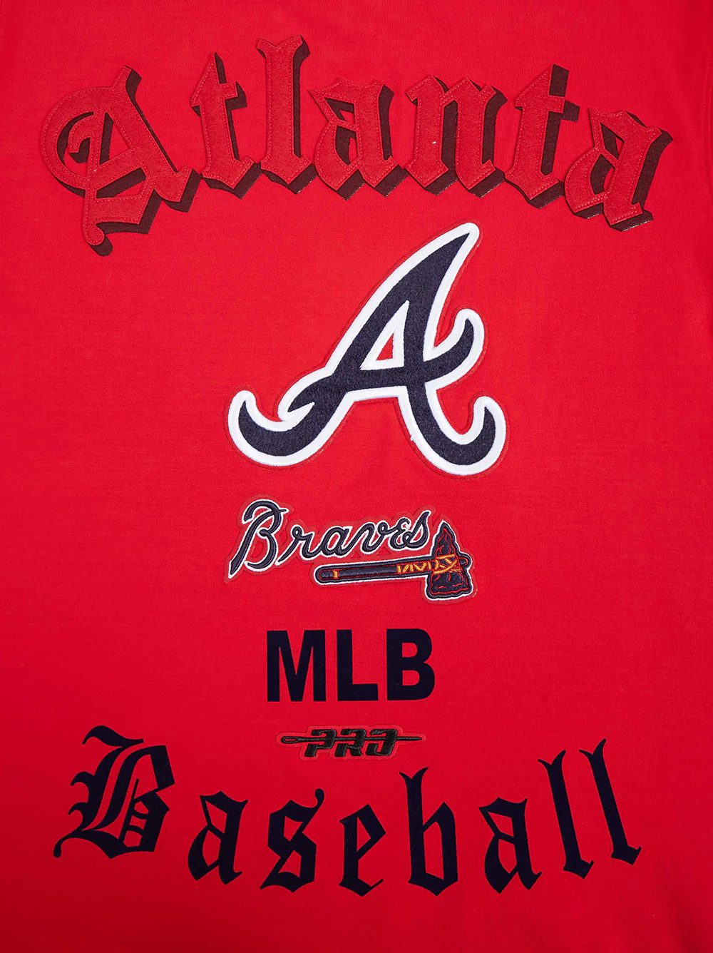 MLB ATLANTA BRAVES OLD ENGLISH MEN'S TOP (RED) - Image 5