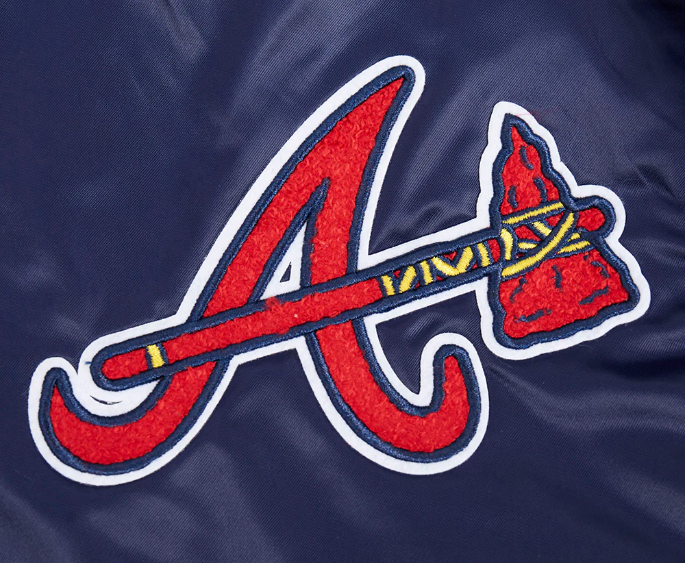 MLB ATLANTA BRAVES OLD ENGLISH MEN'S RIB SATIN JACKET (MIDNIGHT NAVY/RED/MIDNIGHT NAVY) - Image 6