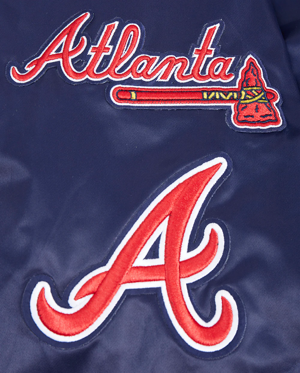 MLB ATLANTA BRAVES OLD ENGLISH MEN'S RIB SATIN JACKET (MIDNIGHT NAVY/RED/MIDNIGHT NAVY) - Image 8