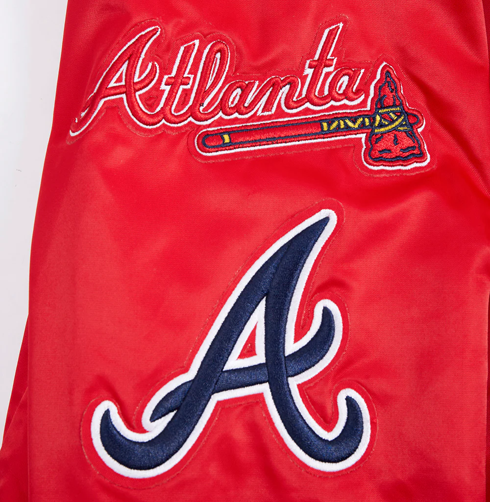 MLB ATLANTA BRAVES OLD ENGLISH MEN'S RIB SATIN JACKET (RED/MIDNIGHT NAVY/RED) - Image 9