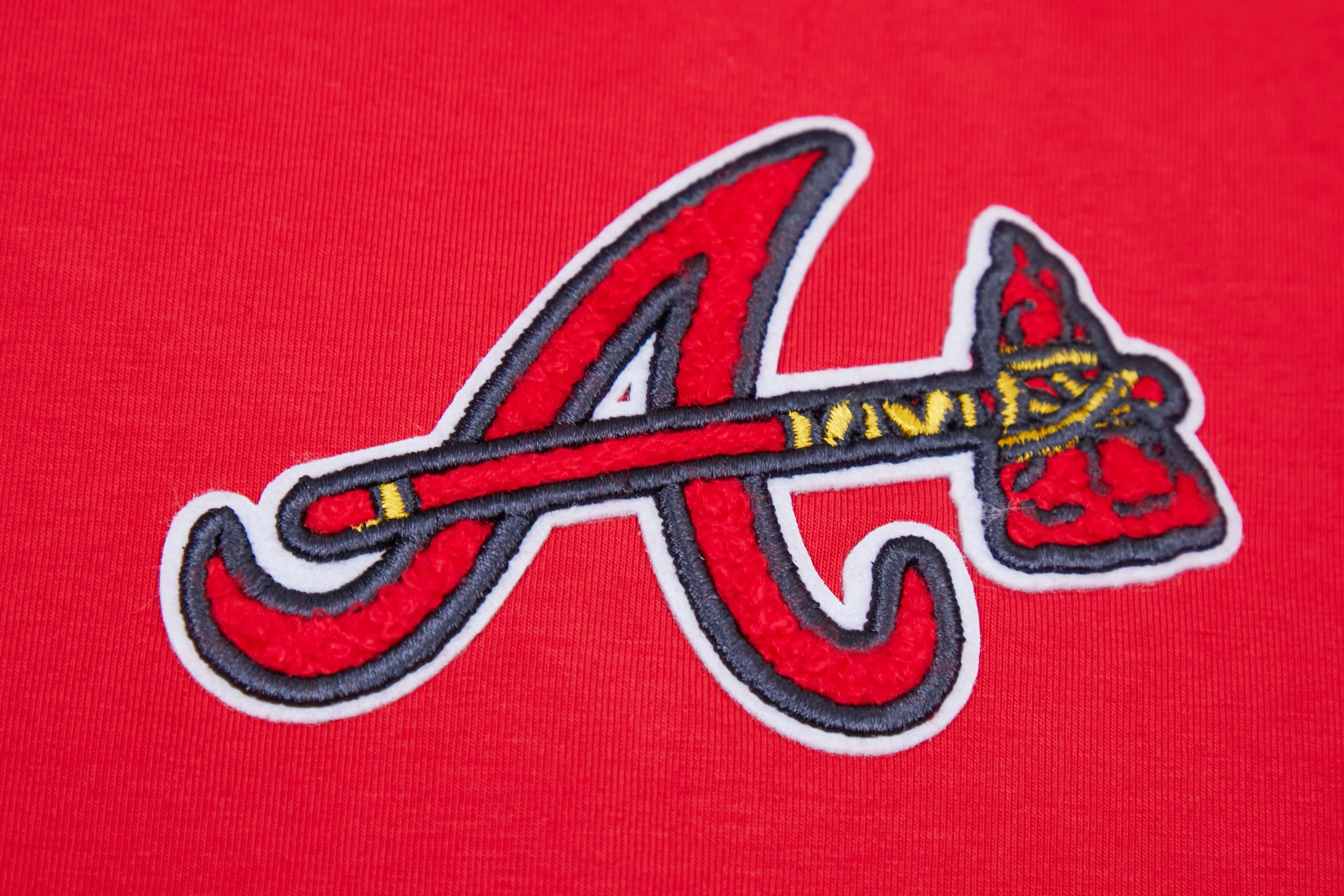 MLB ATLANTA BRAVES CLASSIC WOMEN'S BOXY TOP (RED) - Image 5