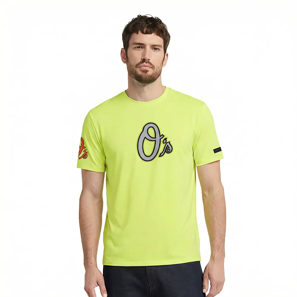 MLB BALTIMORE ORIOLES UNDER THE LIGHTS MEN'S SINGLE JERSEY TEE (HIGHLIGHTER YELLOW)