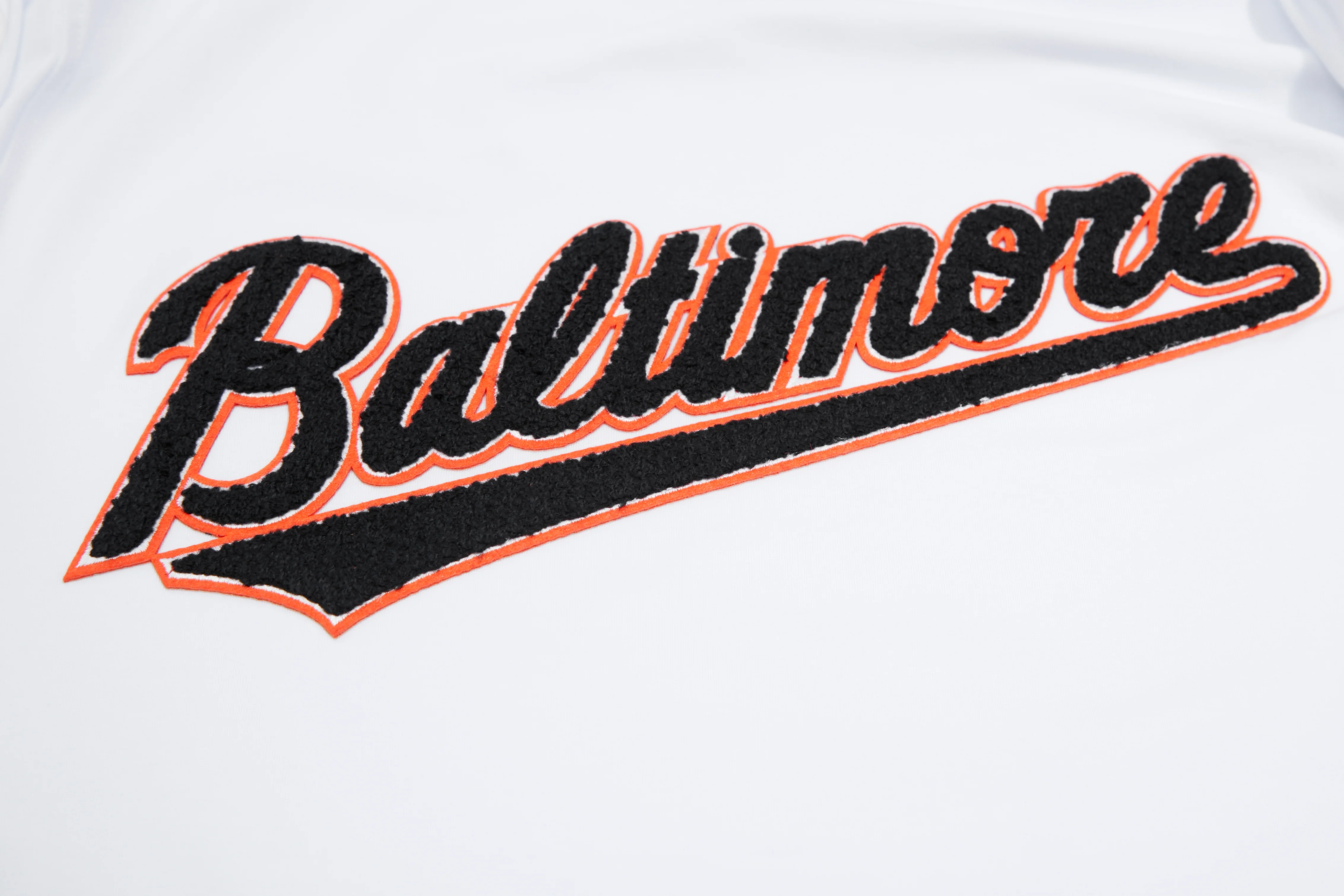 MLB BALTIMORE ORIOLES CLASSIC CHENILLE MEN'S TOP (WHITE) - Image 6