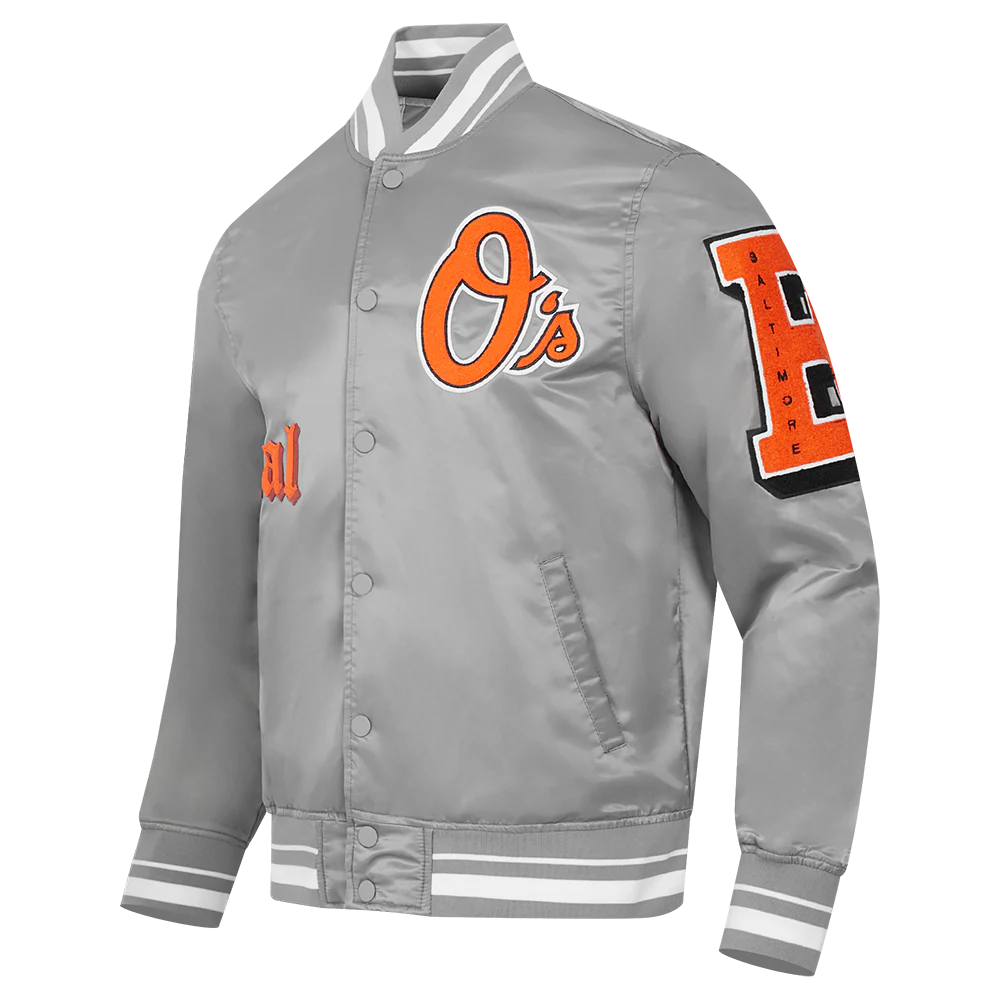 MLB BALTIMORE ORIOLES OLD ENGLISH MEN'S RIB SATIN JACKET (GRAY) - Image 2