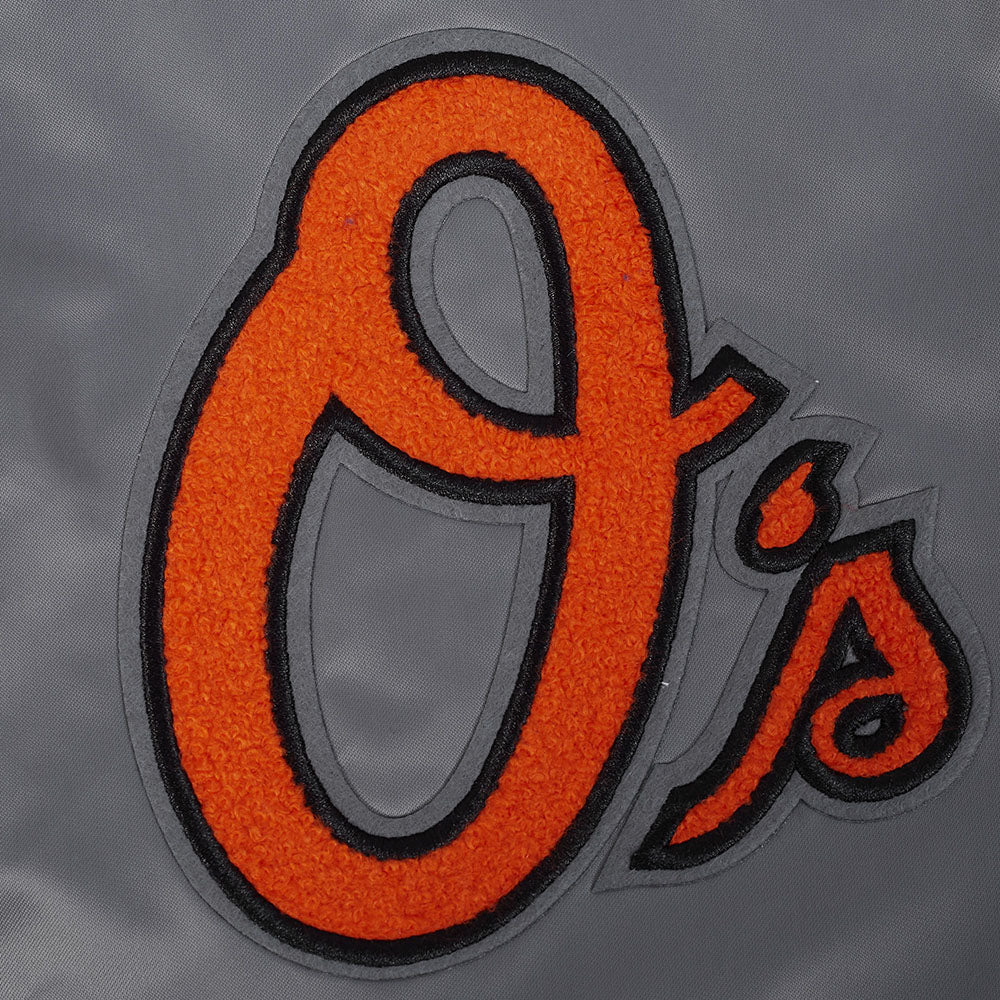 MLB BALTIMORE ORIOLES SOUVENIR MEN'S SATIN JACKET (GRAY) - Image 7
