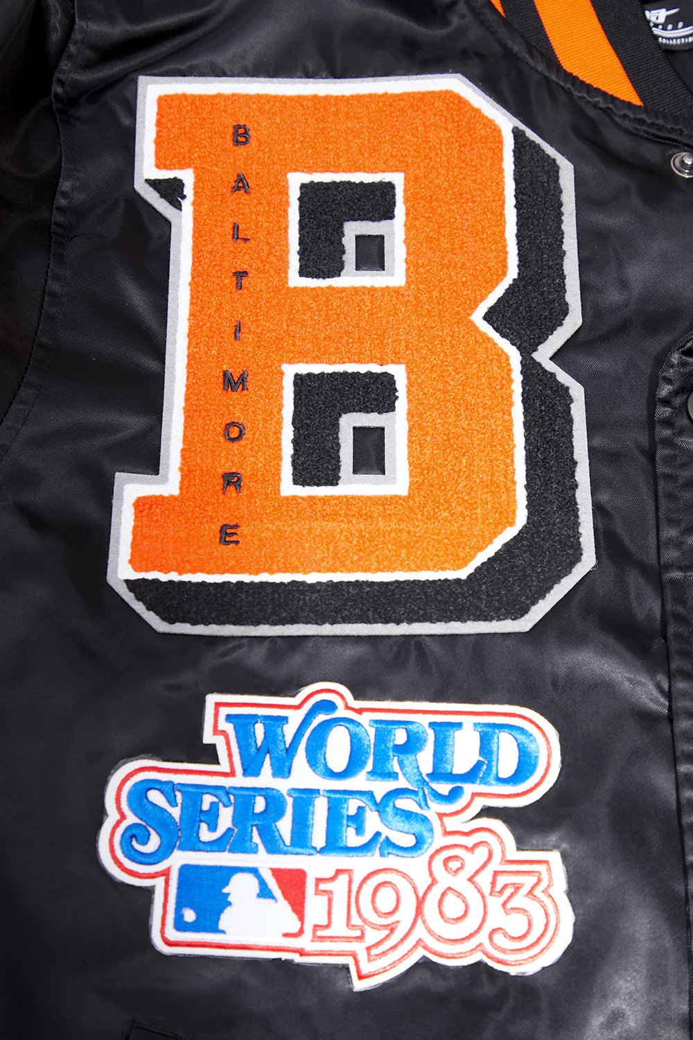 MLB BALTIMORE ORIOLES MASHUP MEN'S RIB SATIN JACKET (BLACK/ORANGE) - Image 6