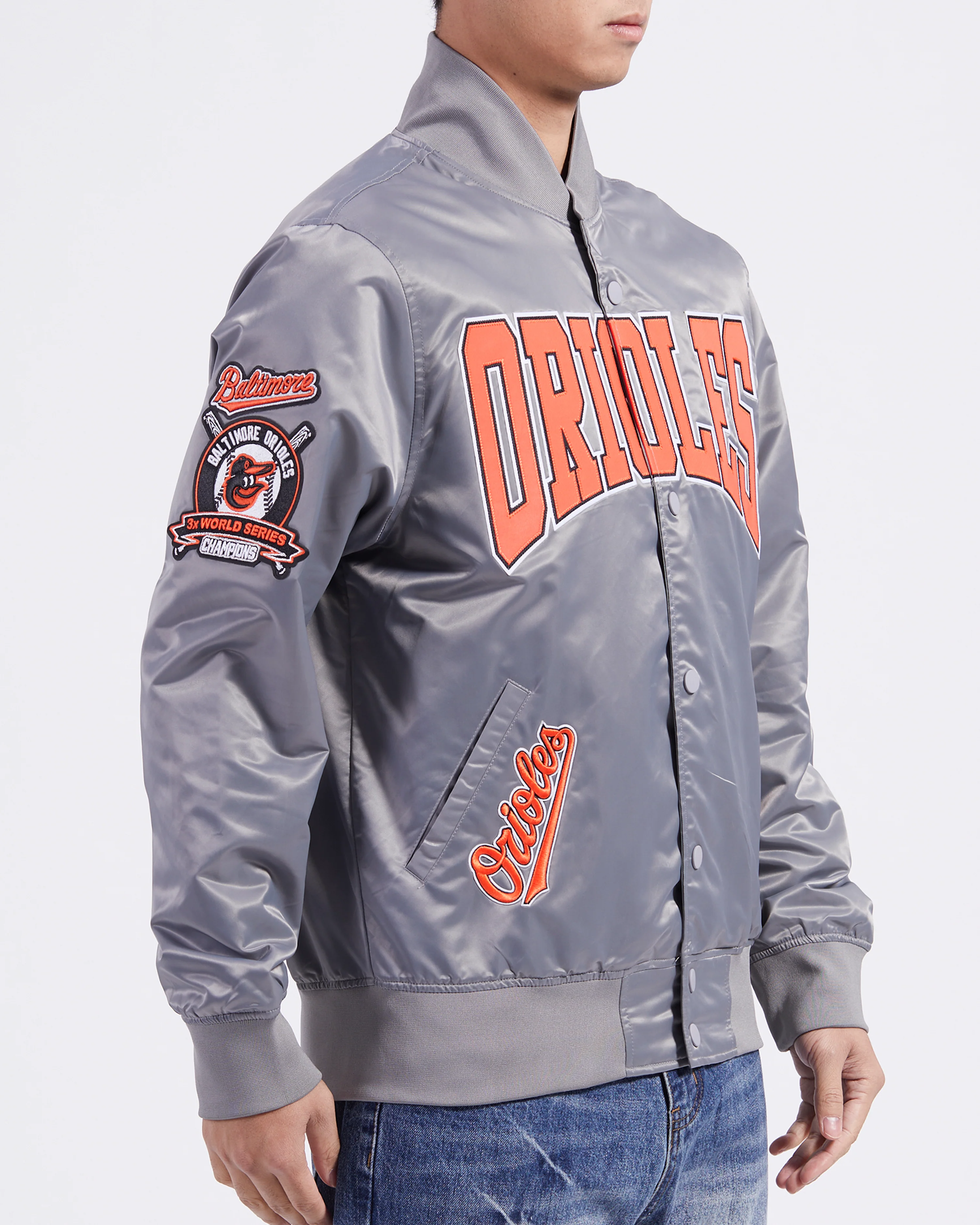 MLB BALTIMORE ORIOLES CREST EMBLEM SATIN JACKET (GRAY) - Image 3