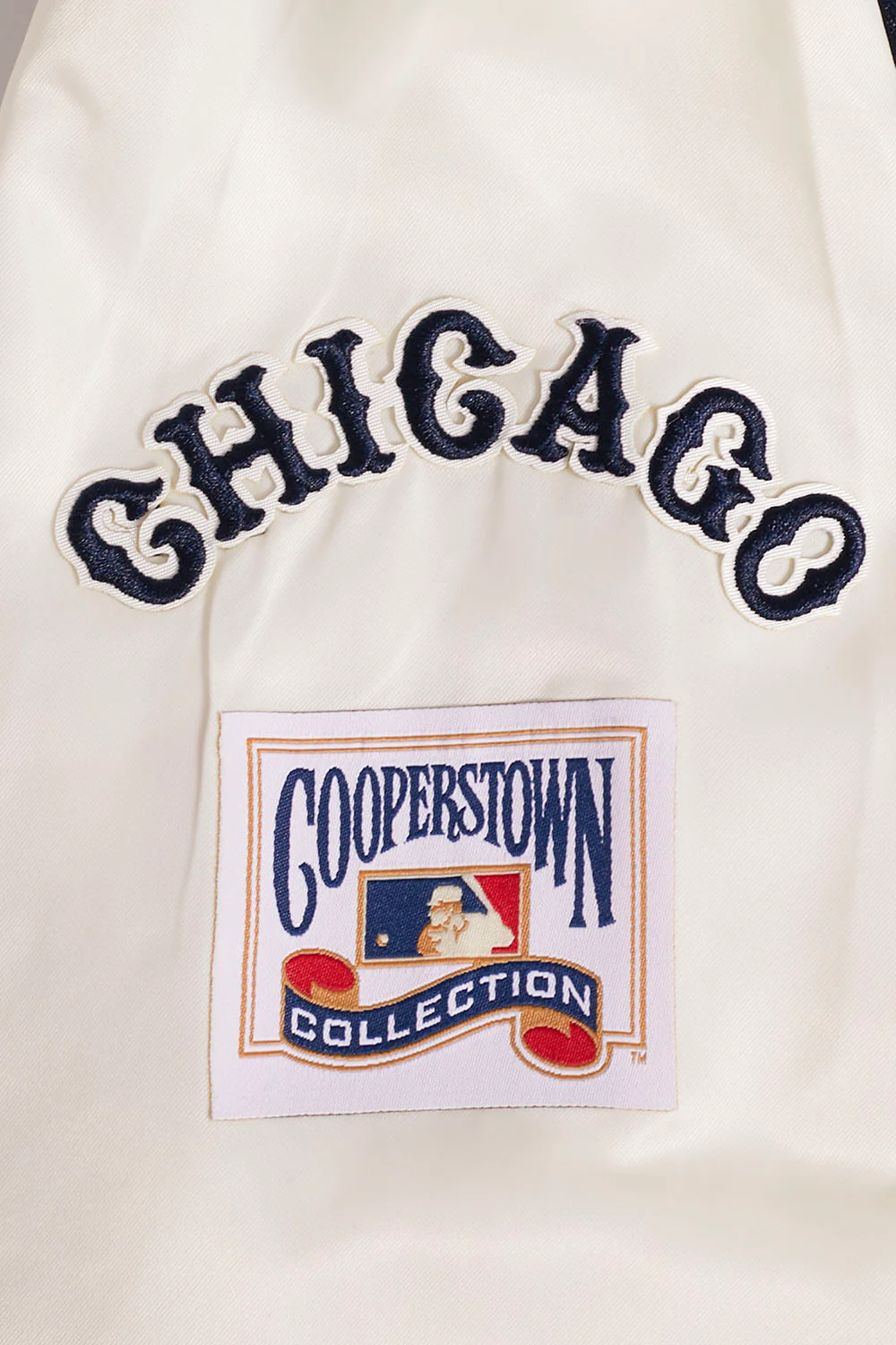 MLB CHICAGO CUBS RETRO CLASSIC WOMEN'S RIB SATIN JACKET (EGGSHELL/ MIDNIGHT NAVY) - Image 7
