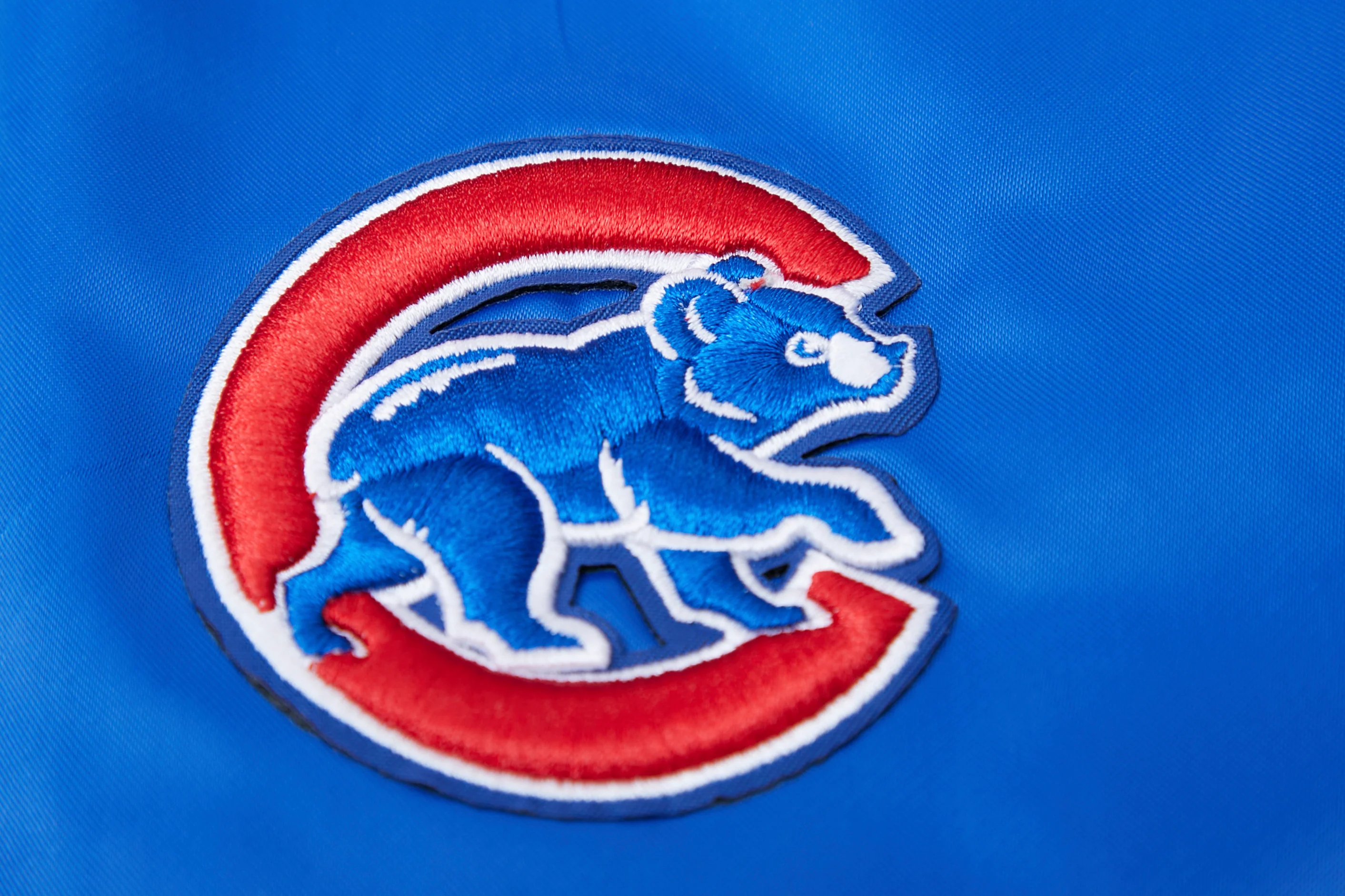 MLB CHICAGO CUBS CLASSIC WOMEN'S SATIN JACKET (ROYAL BLUE) - Image 6