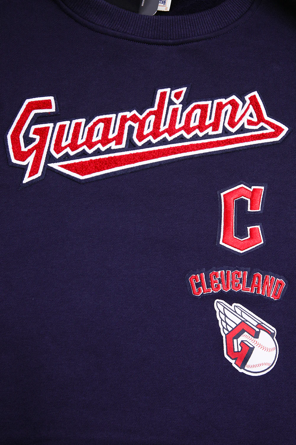 MLB CLEVELAND GUARDIANS RETRO CLASSIC WOMEN'S CREWNECK (MIDNIGHT NAVY/RED/MIDNIGHT NAVY) - Image 5