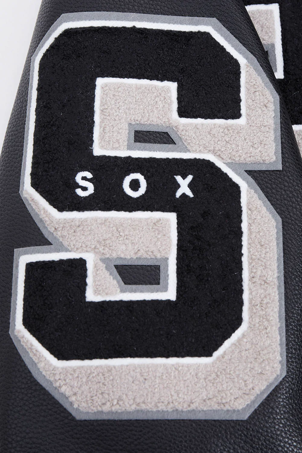MLB CHICAGO WHITE SOX MASHUP MEN'S RIB WOOL VARSITY JACKET (BLACK/GRAY) - Image 7