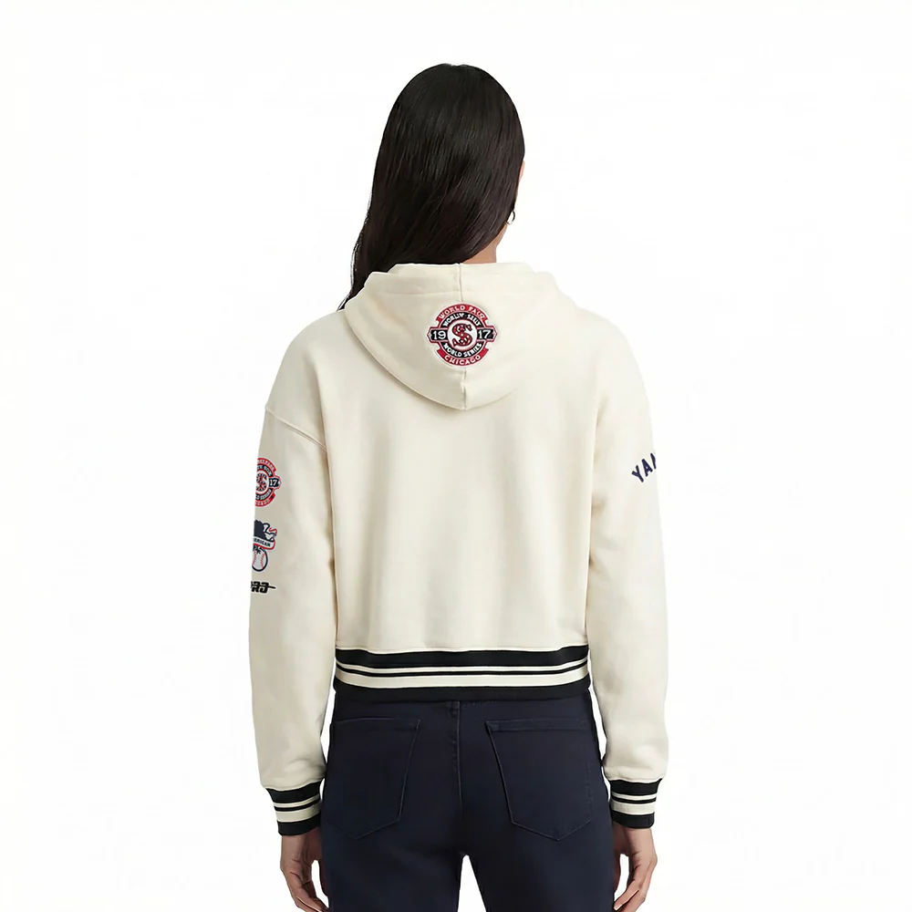 MLB CHICAGO WHITE SOX RETRO CLASSICS WOMEN'S CROPPED PULLOVER HOODIE (EGGSHELL/ BLACK) - Image 2