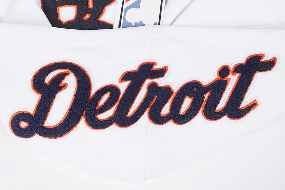 MLB DETROIT TIGERS CLASSIC CHENILLE MEN'S PULLOVER HOODIE (WHITE) - Image 8