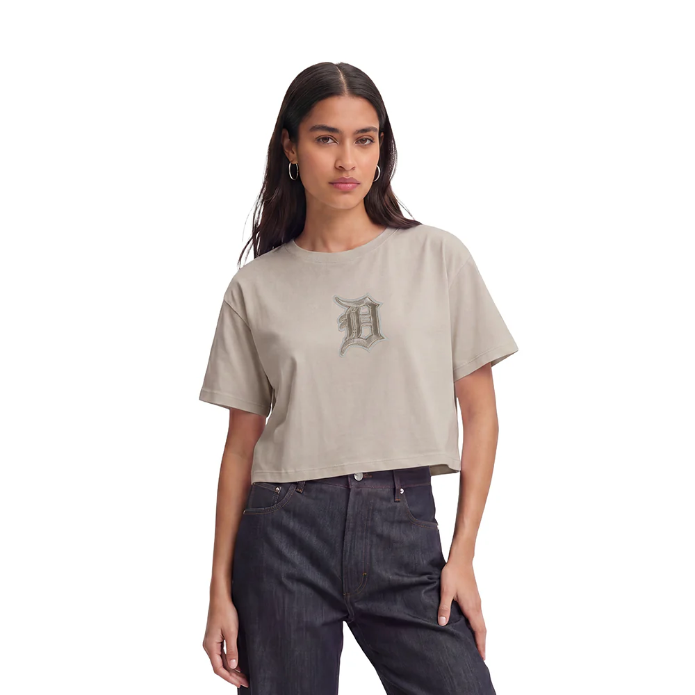 MLB DETROIT TIGERS WINGSPAN WOMEN'S SJ BOXY TEE (TAUPE) - Image 2