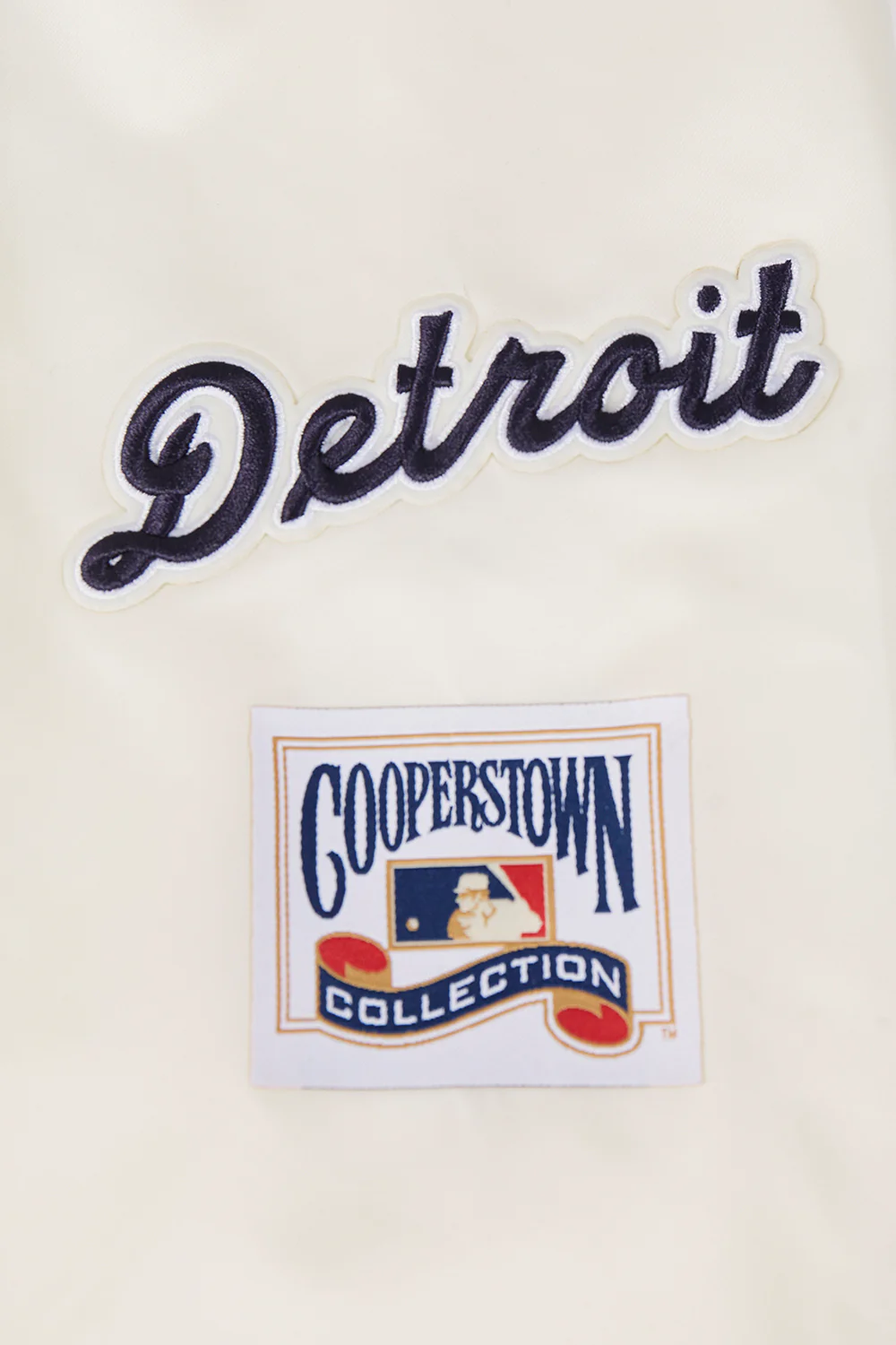 MLB DETROIT TIGERS RETRO CLASSIC WOMEN'S RIB SATIN JACKET (EGGSHELL/MIDNIGHT NAVY) - Image 7
