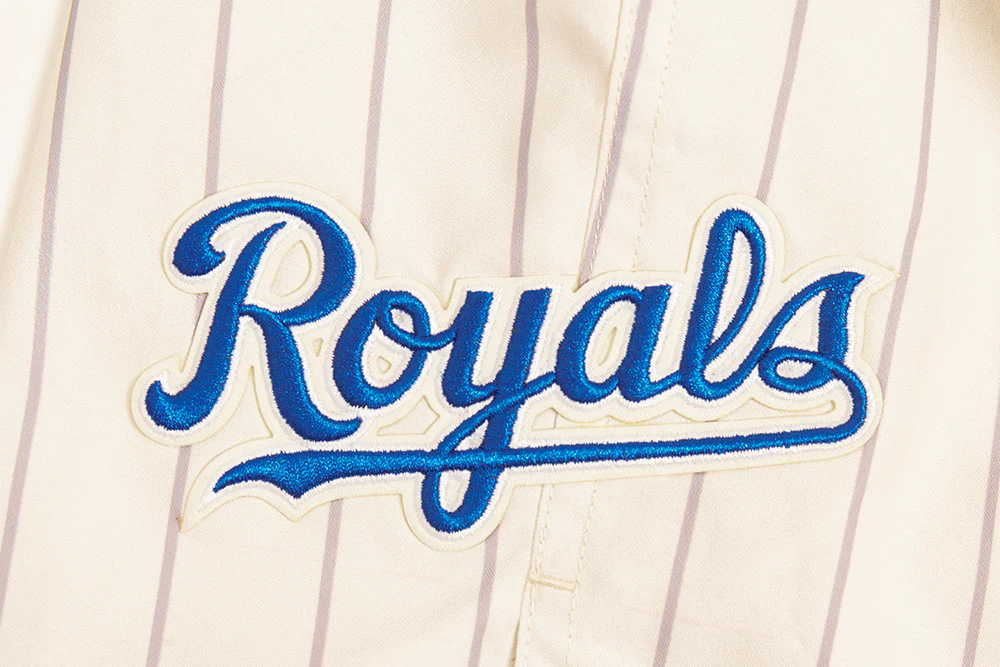 MLB KANSAS CITY ROYALS PINSTRIPE RETRO CLASSIC MEN'S WOVEN SHORT (EGGSHELL/ GREY) - Image 6