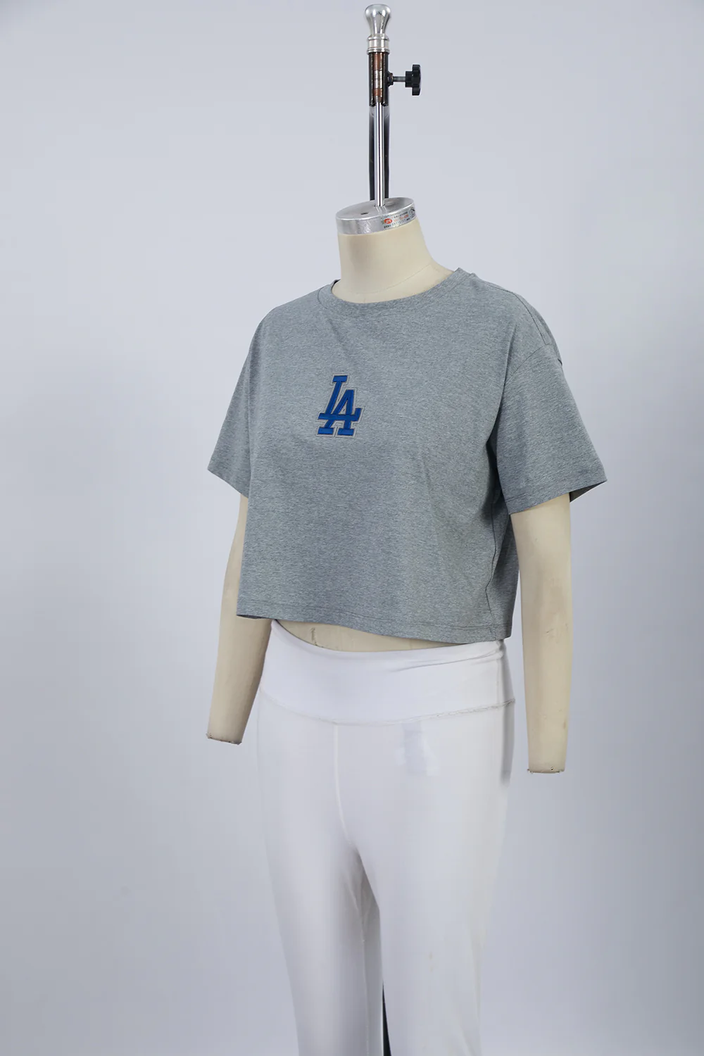 MLB LOS ANGELES DODGERS WINGSPAN WOMEN'S SJ BOXY TEE (DARK HEATHER GRAY) - Image 4