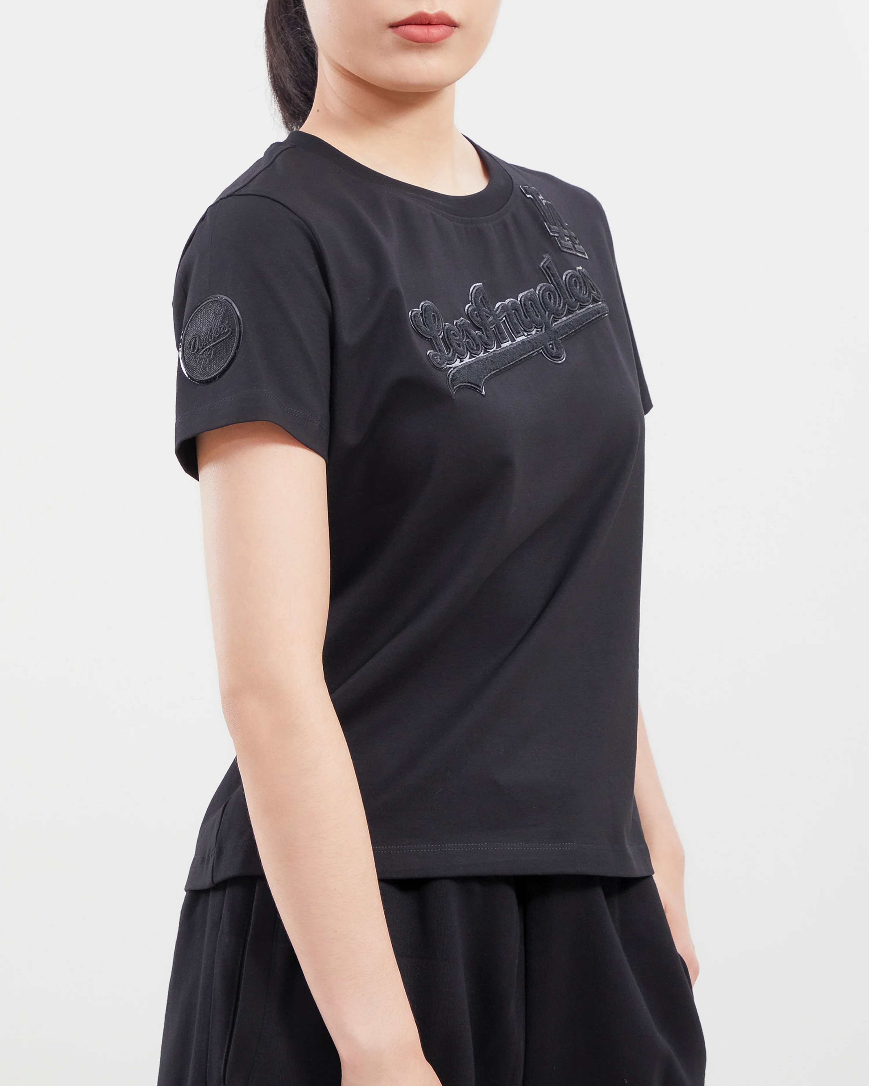 MLB LOS ANGELES DODGERS TRIPLE BLACK WOMEN'S SINGLE JERSEY SLIM FIT TOP (TRIPLE BLACK) - Image 9