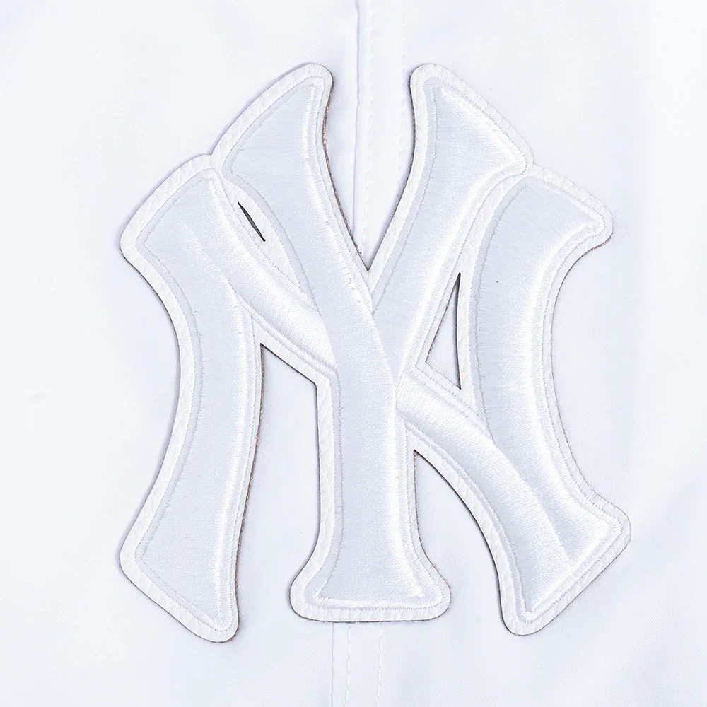MLB NEW YORK YANKEES WHITE OUT MEN'S WOVEN SHORT (WHITE) - Image 5