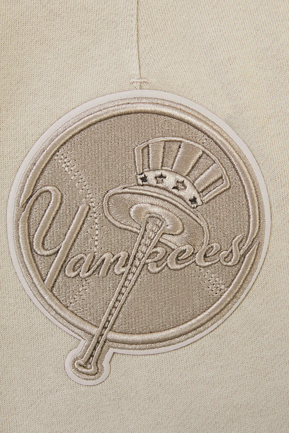 MLB NEW YORK YANKEES NEUTRAL MEN'S SHORT (TAUPE) - Image 5