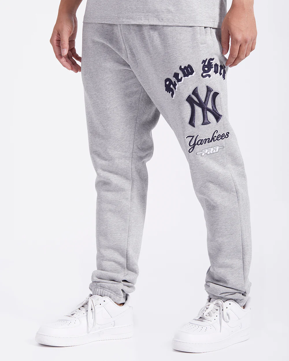 MLB NEW YORK YANKEES OLD ENGLISH MEN'S SWEATPANT (HEATHER GREY)