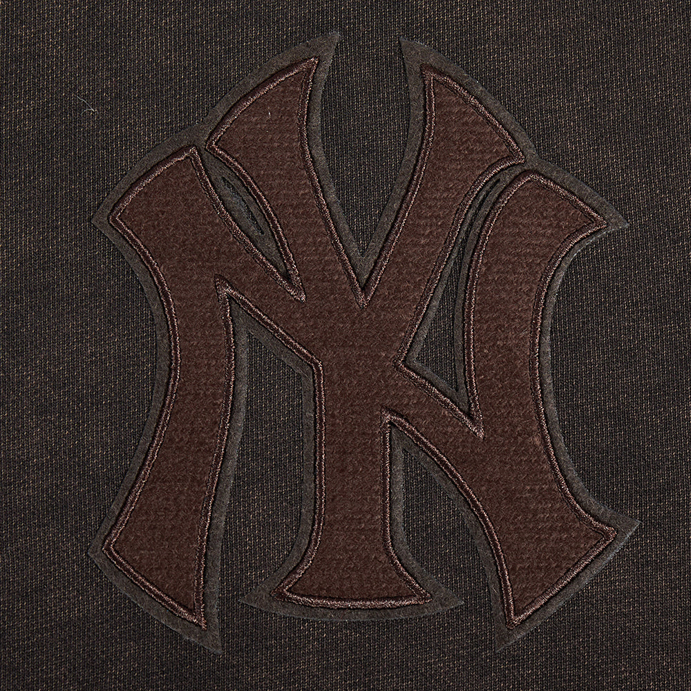 MLB NEW YORK YANKEES WASHED CLASSIC MEN'S ENZYME WASH DROP SHOULDER CREWNECK (WASHED BROWN) - Image 7