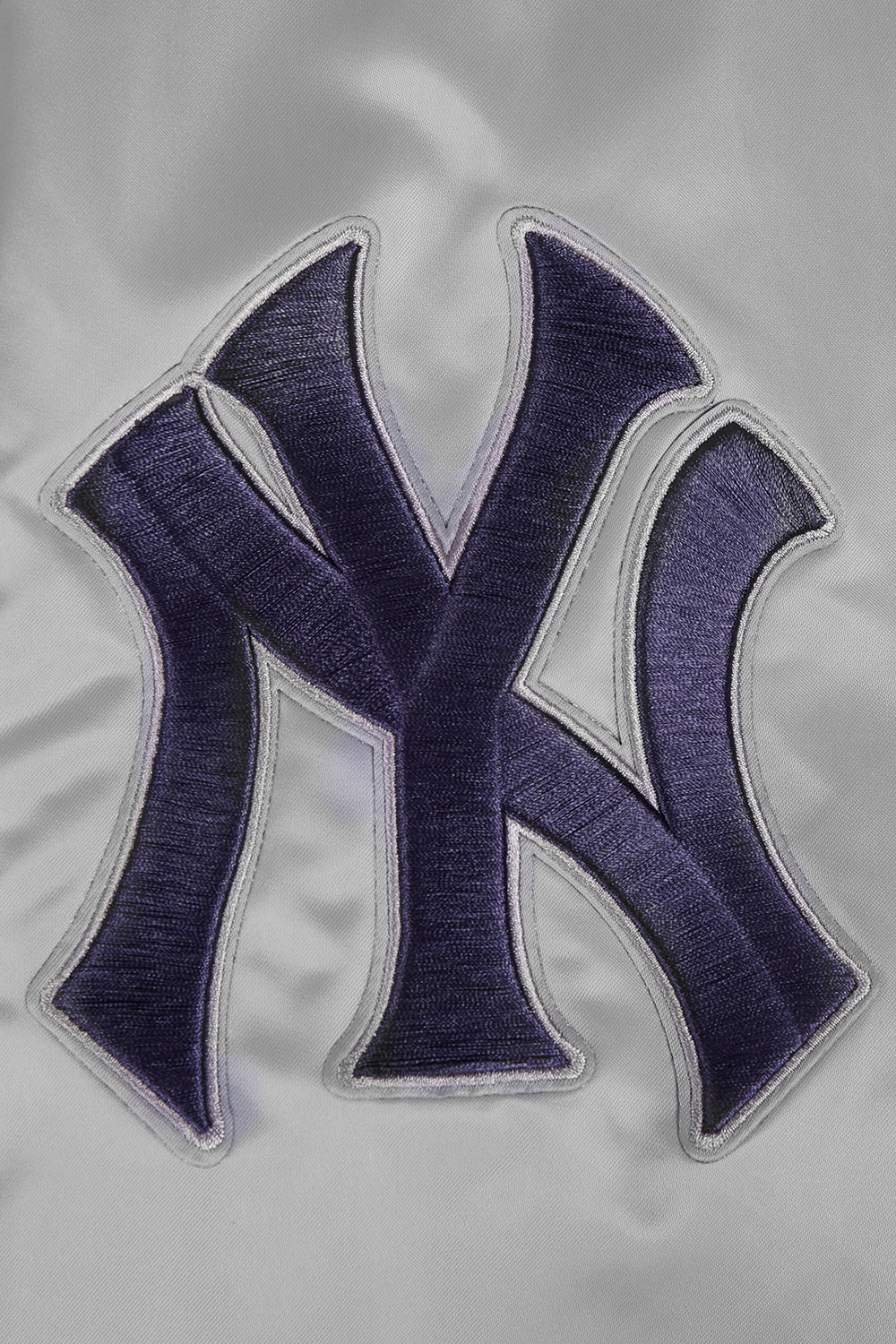MLB NEW YORK YANKEES SCRIPT TAIL MEN'S RIB SATIN JACKET (GRAY) - Image 8