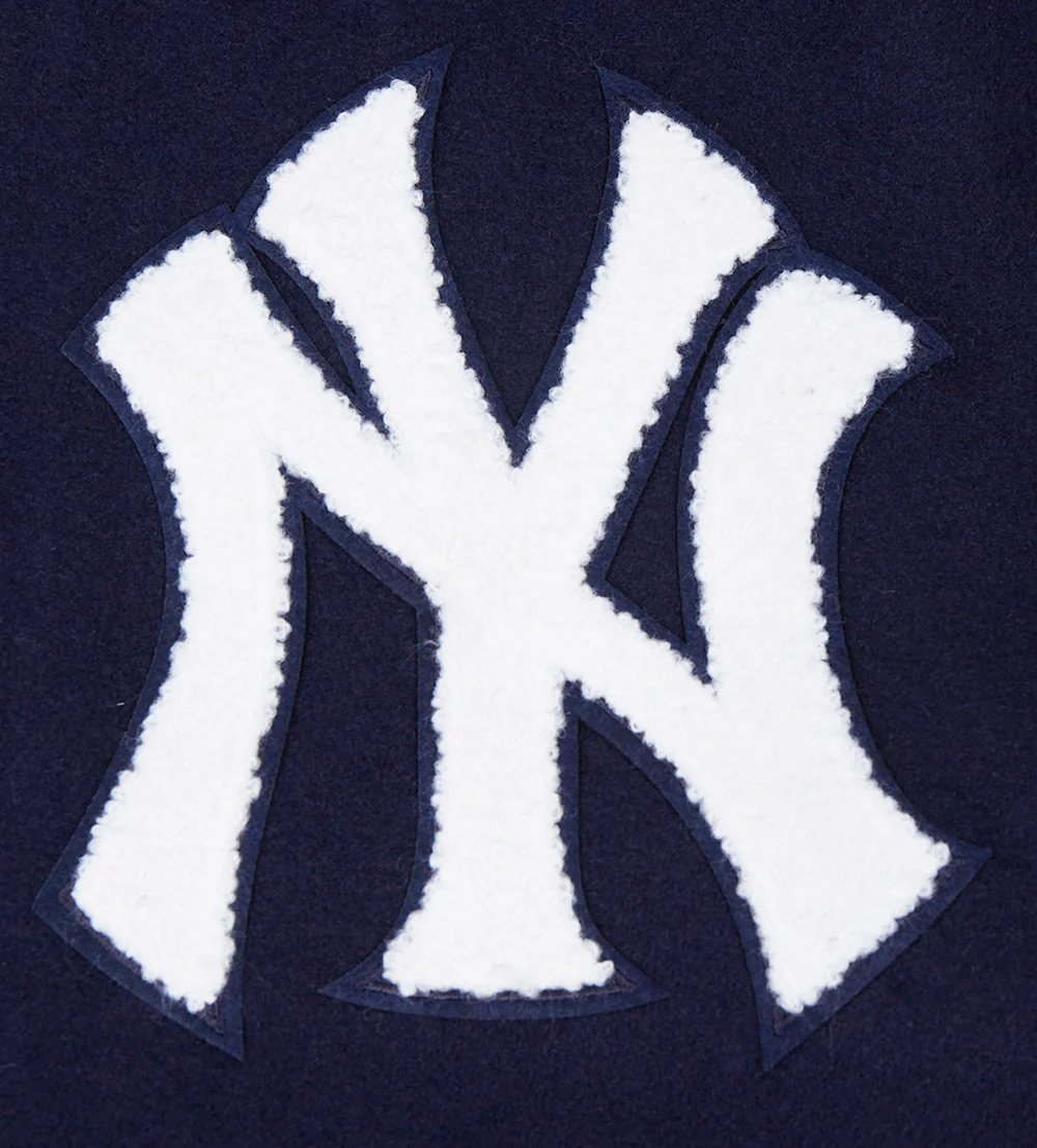 MLB NEW YORK YANKEES OLD ENGLISH MEN'S RIB WOOL VARSITY JACKET (MIDNIGHT NAVY/WHITE) - Image 5